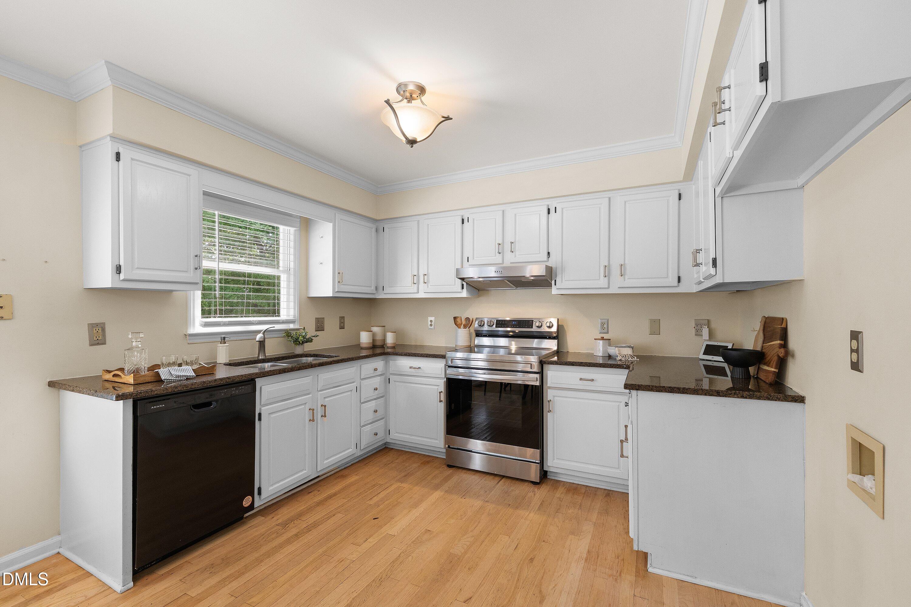 102 Copper Hill Drive Property Photo 14