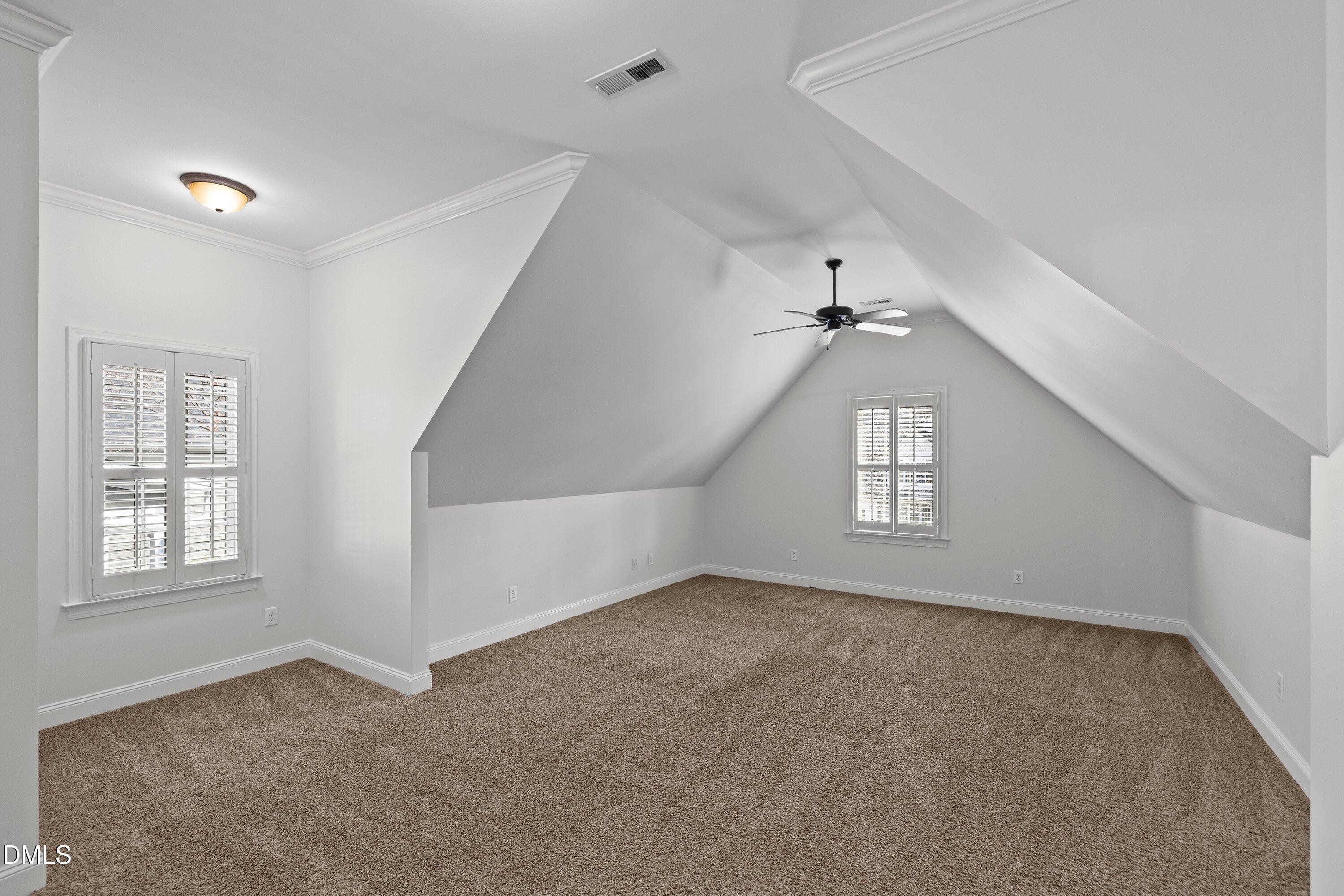 308 Stearns Way Property Photo 37