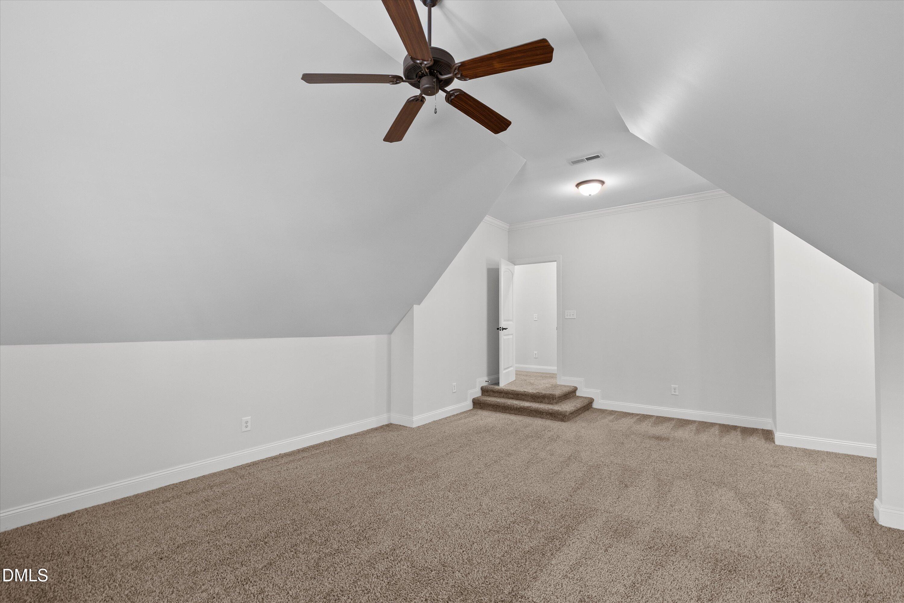 308 Stearns Way Property Photo 38