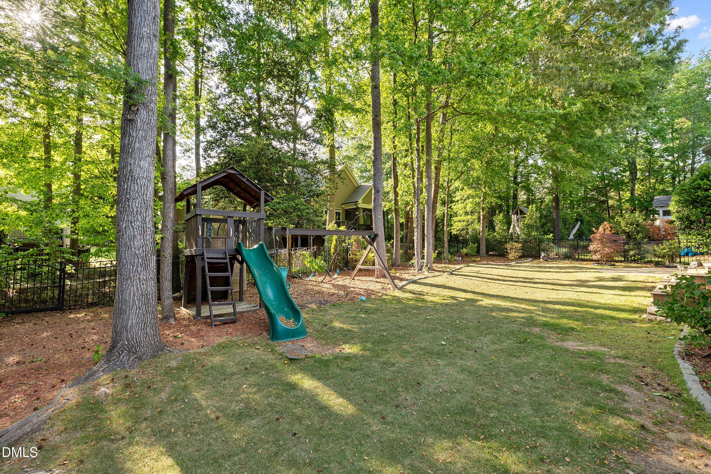 308 Stearns Way Property Photo 53