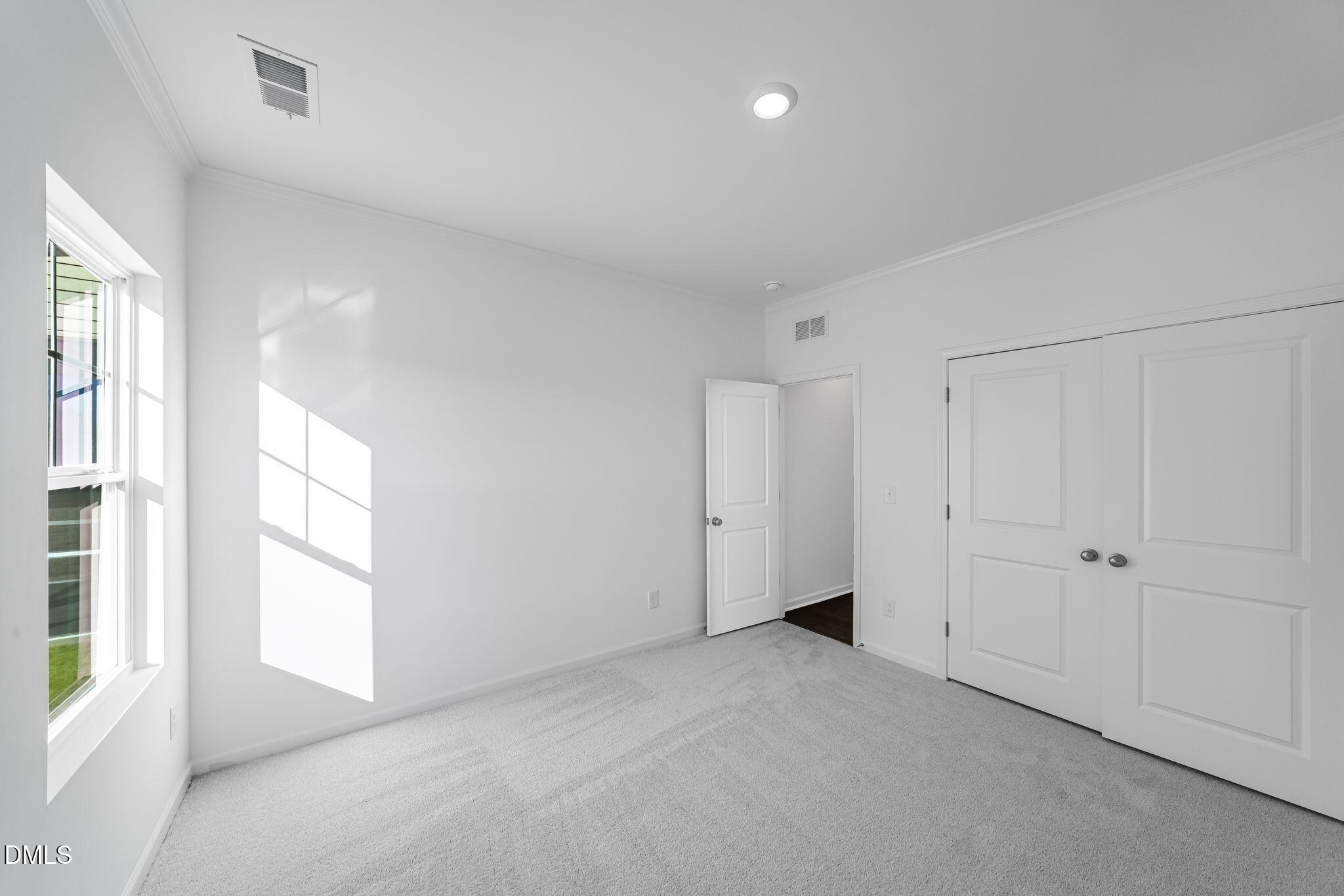 652 Morning Light Drive Property Photo 8