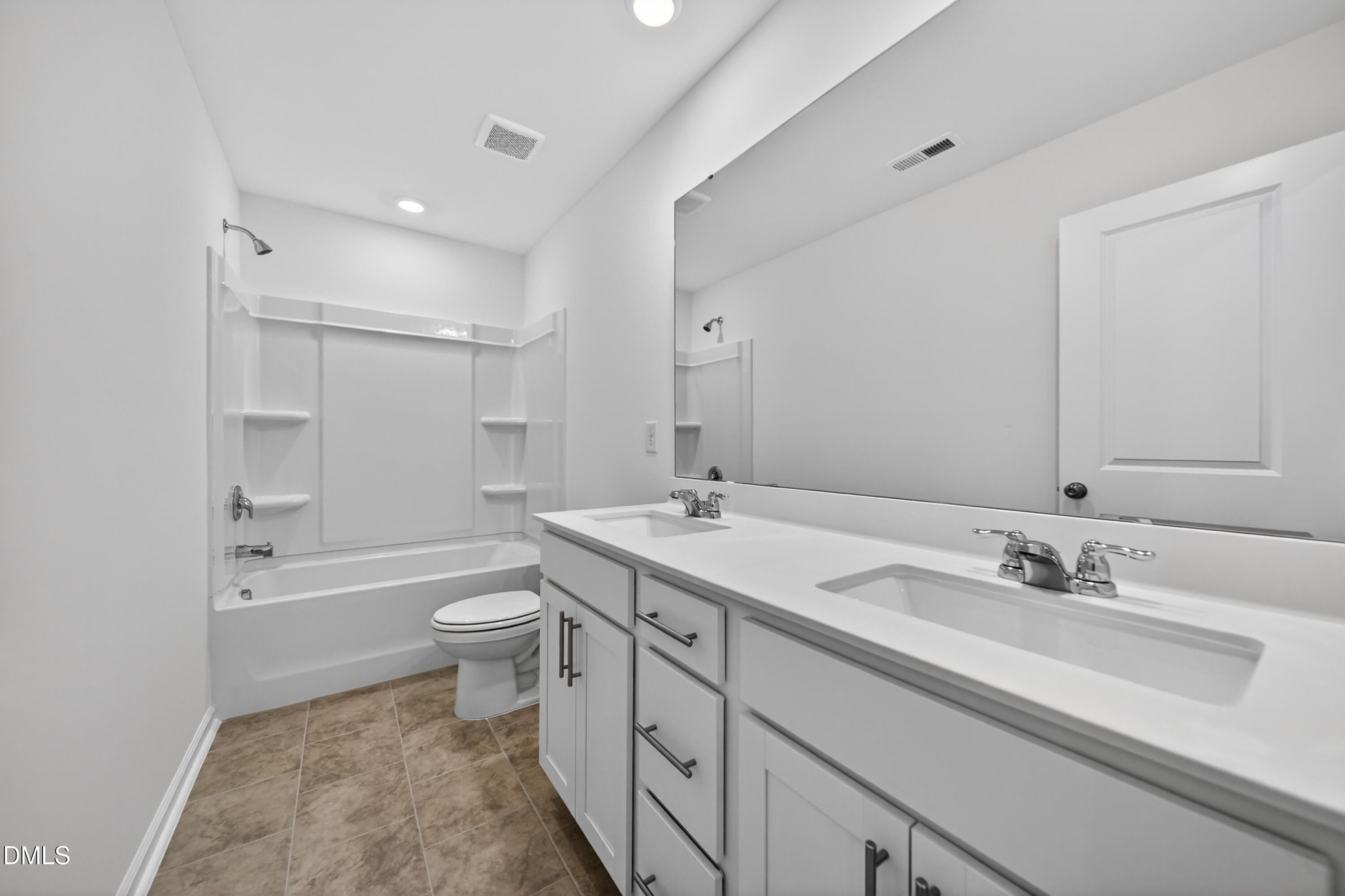 652 Morning Light Drive Property Photo 16