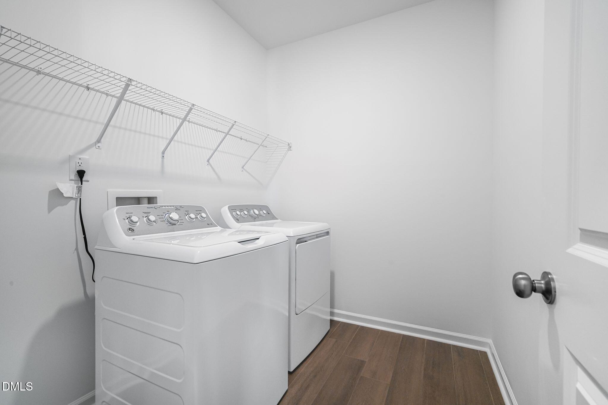 652 Morning Light Drive Property Photo 17