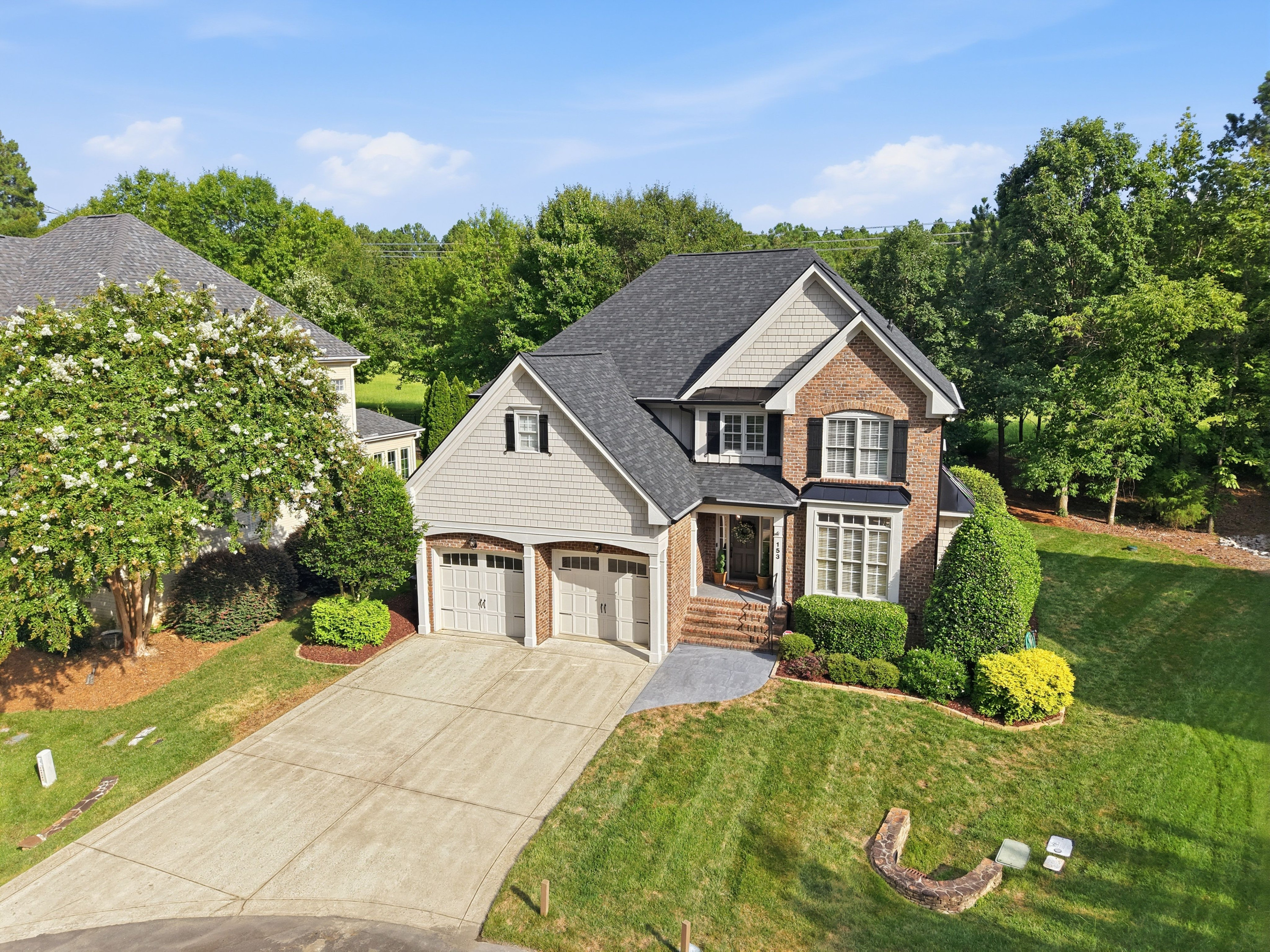 153 Edgewood Drive Property Photo 3