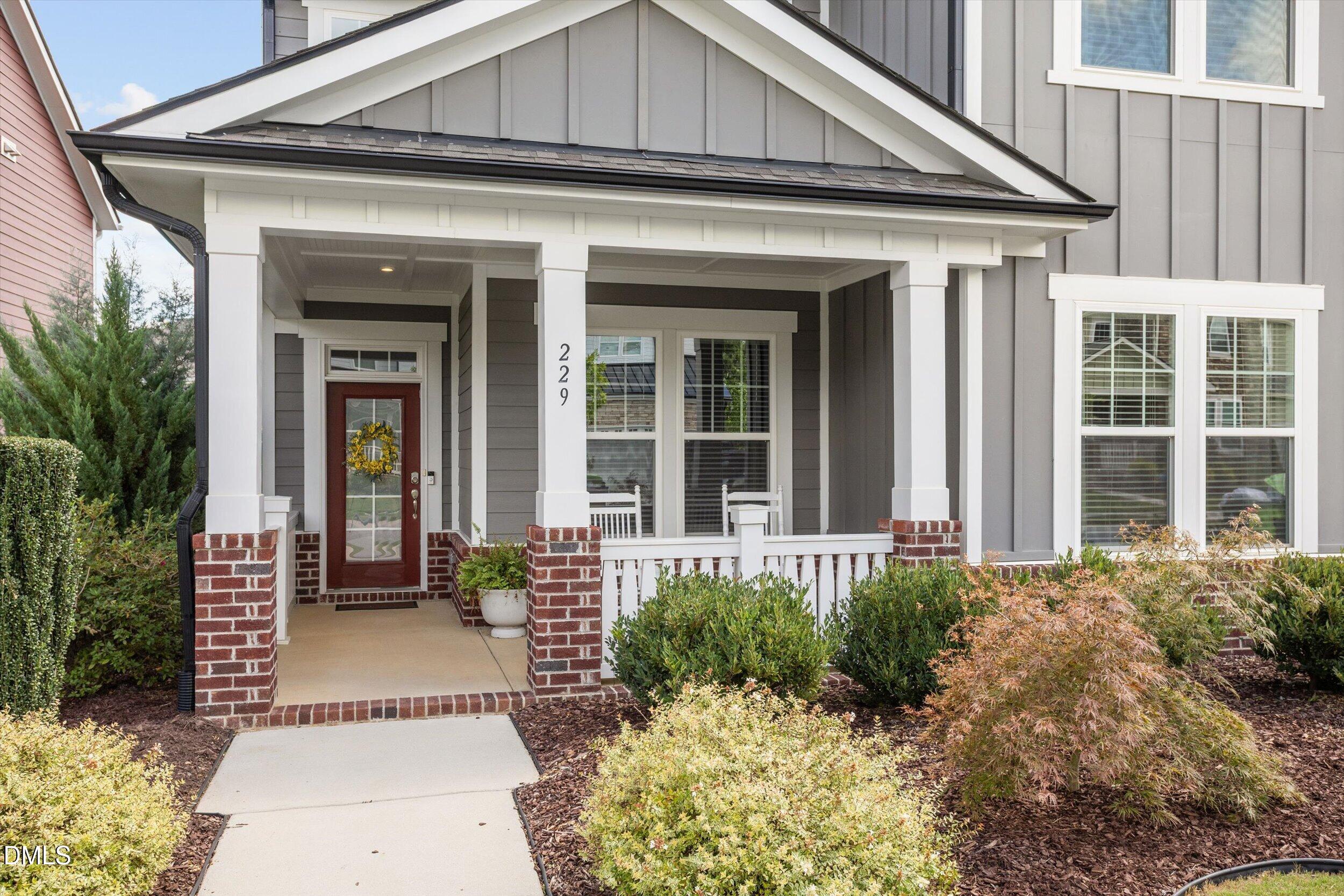 229 Sweetbriar Rose Court Property Photo 5