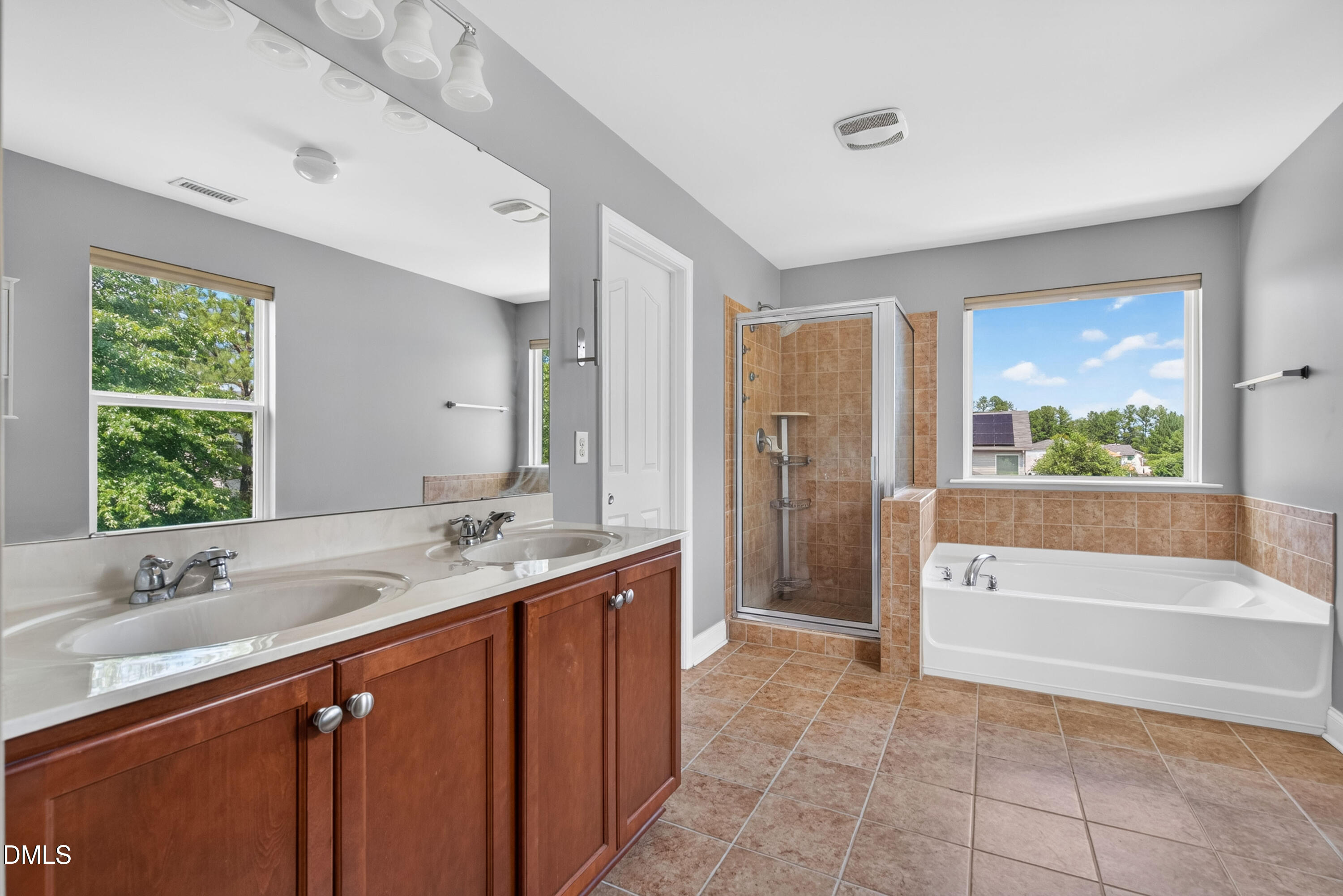 120 Daneborg Road Property Photo 2