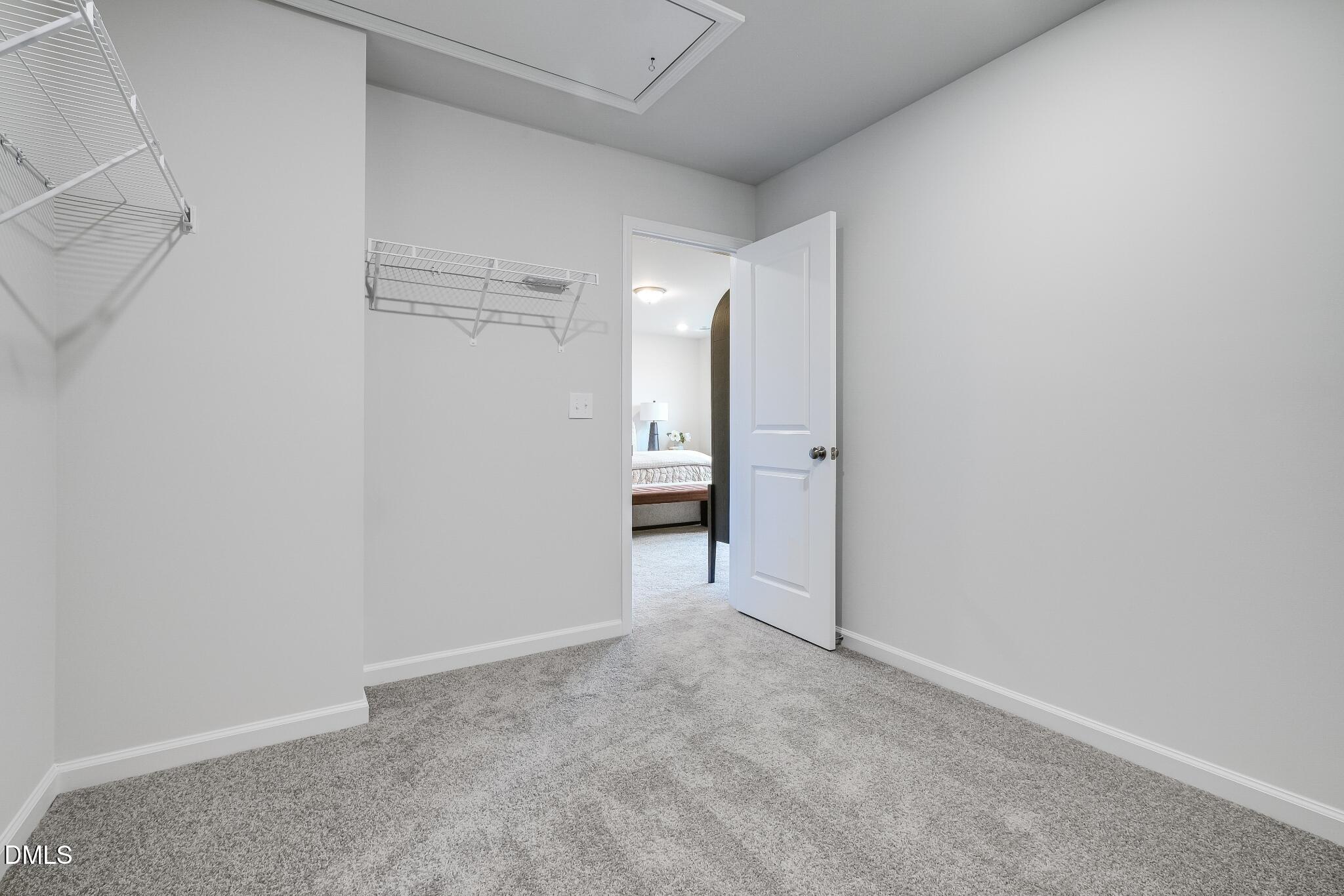 1041 Red Finch Way Property Photo 34