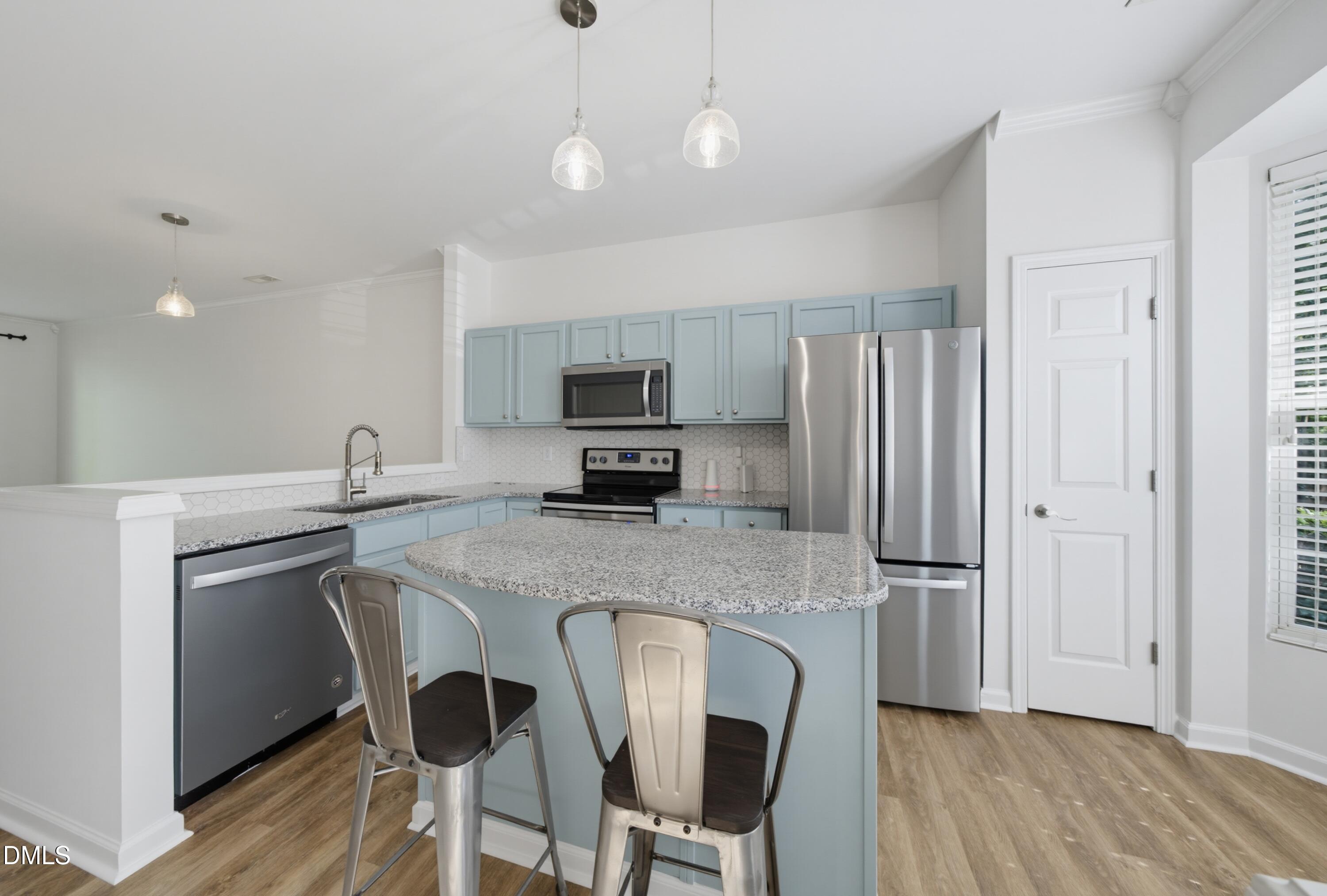 1610 Brook Fern Way Property Photo 8