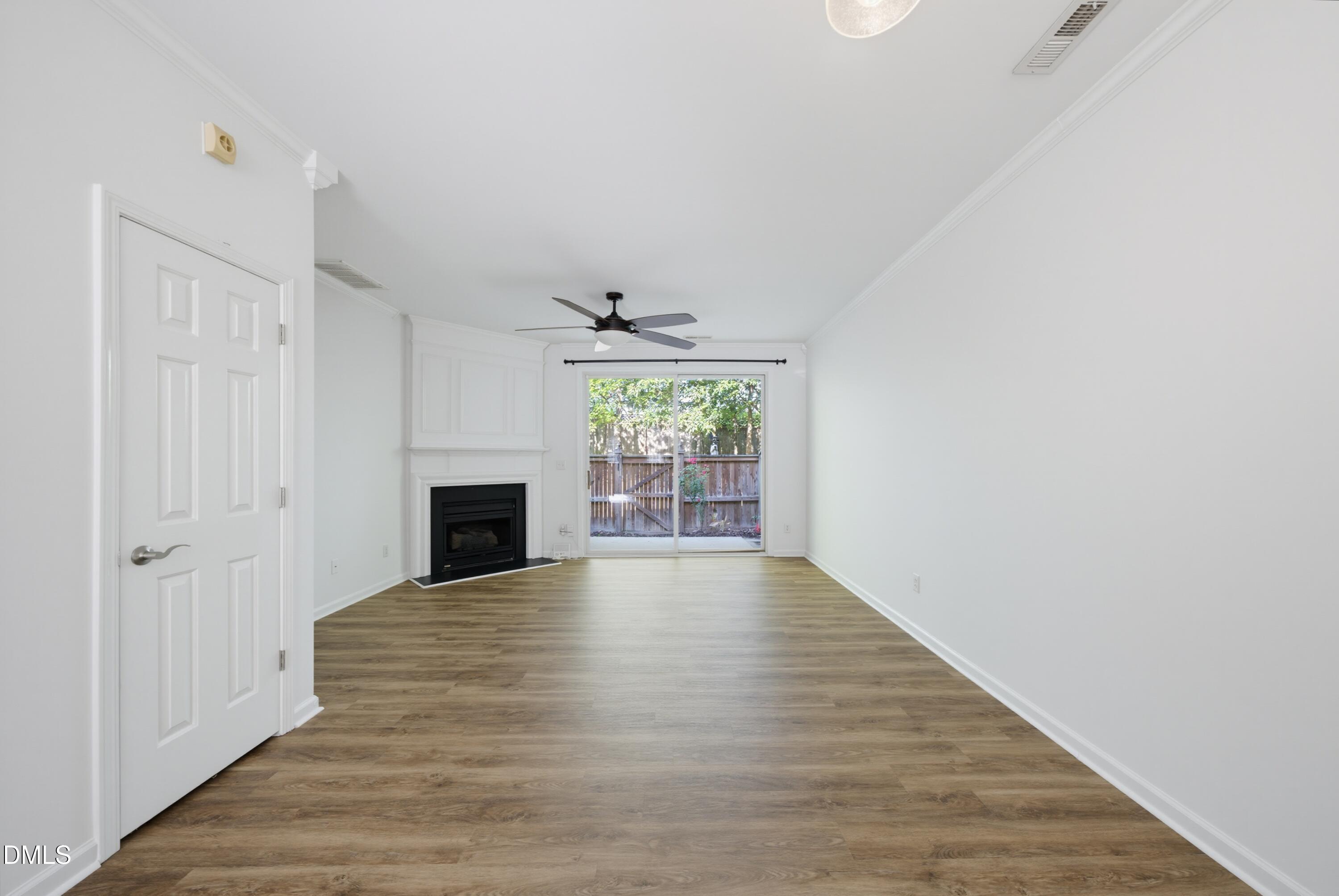 1610 Brook Fern Way Property Photo 11