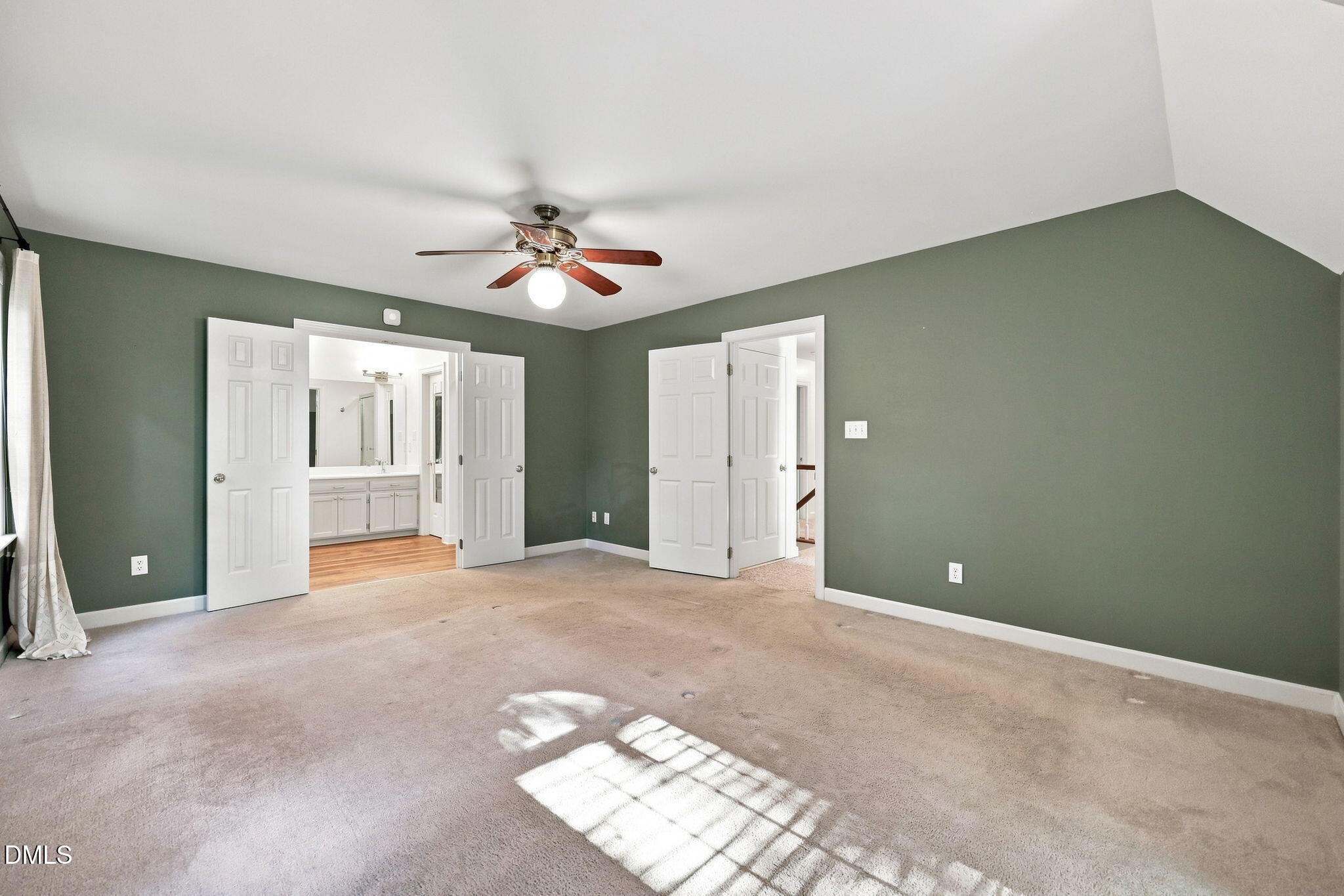 6104 King Croydon Court Property Photo 25