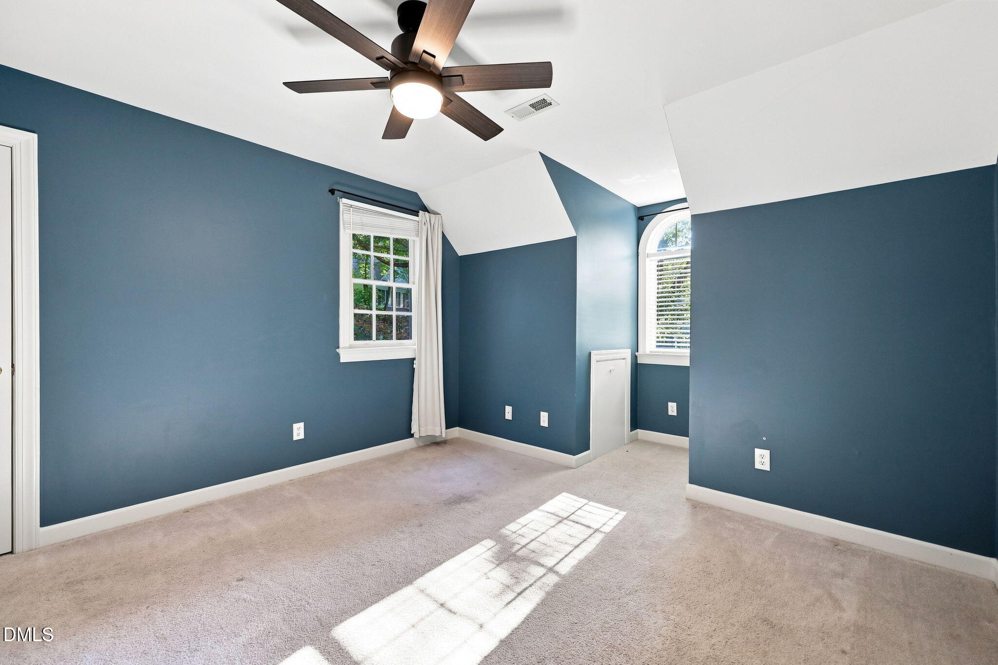 6104 King Croydon Court Property Photo 29