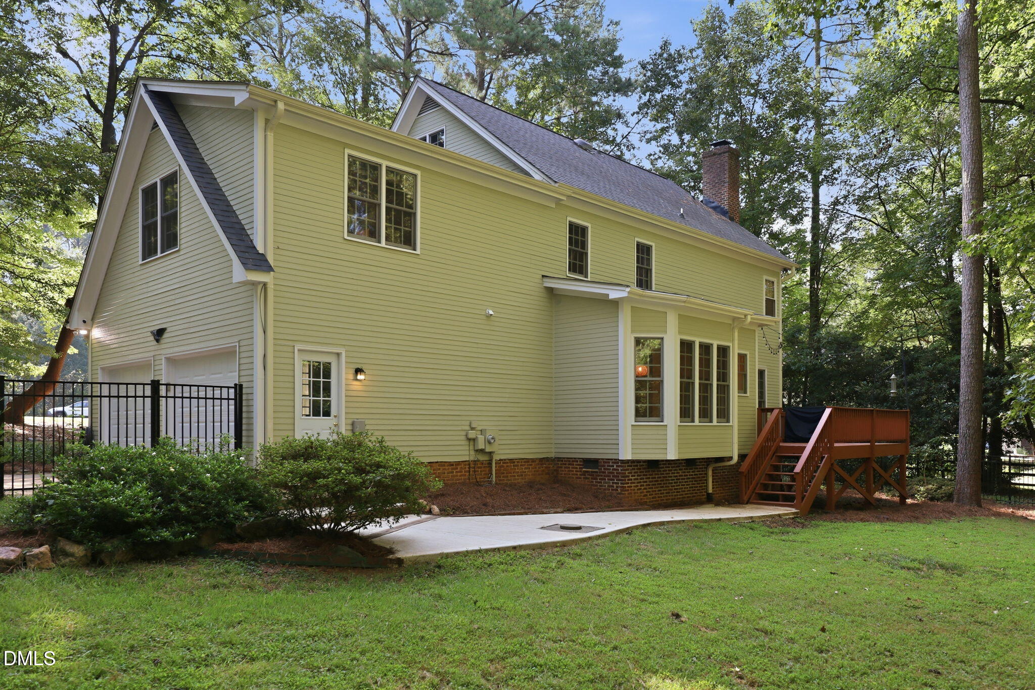 6104 King Croydon Court Property Photo 40