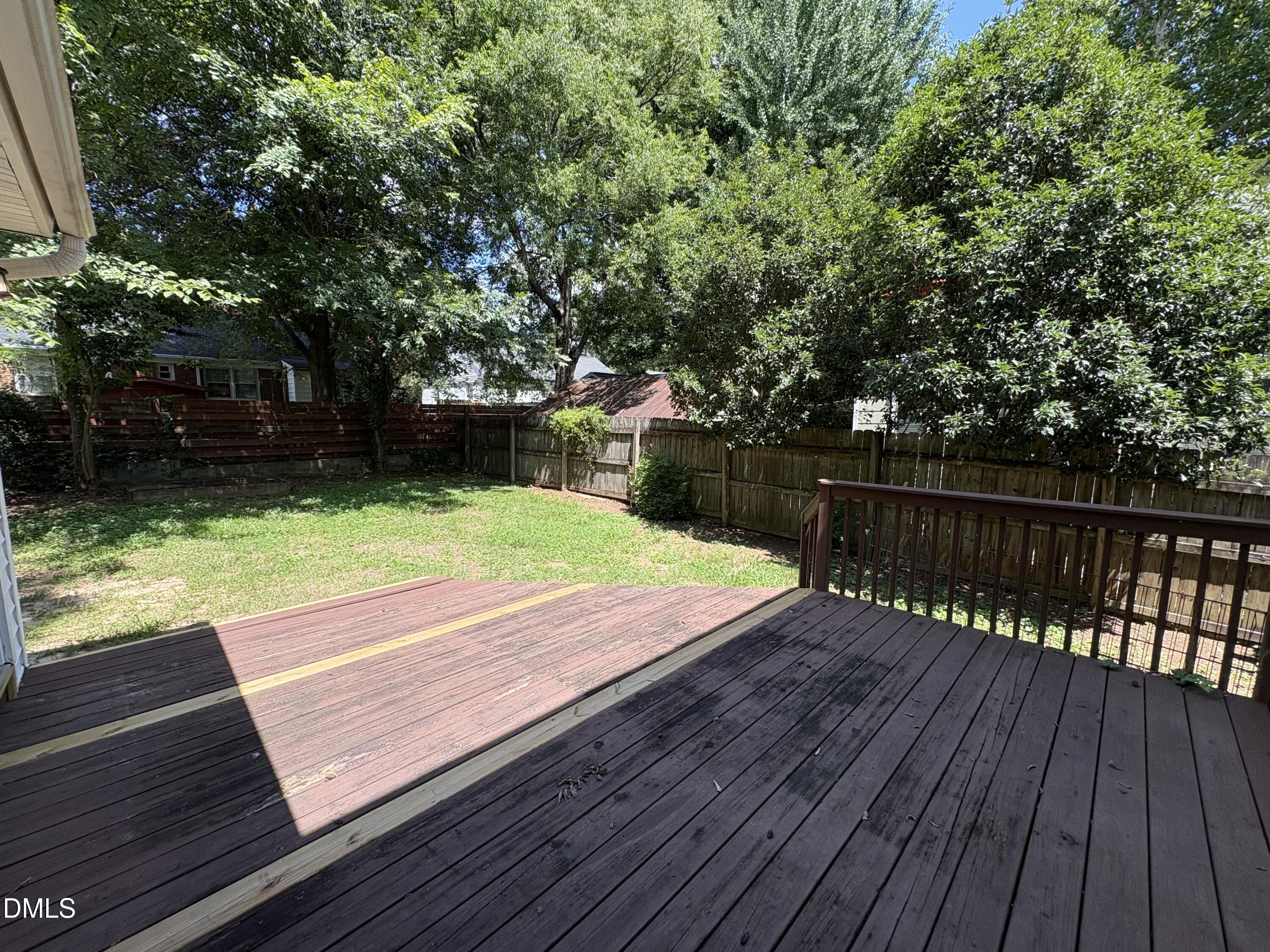 727 New Road Property Photo 14