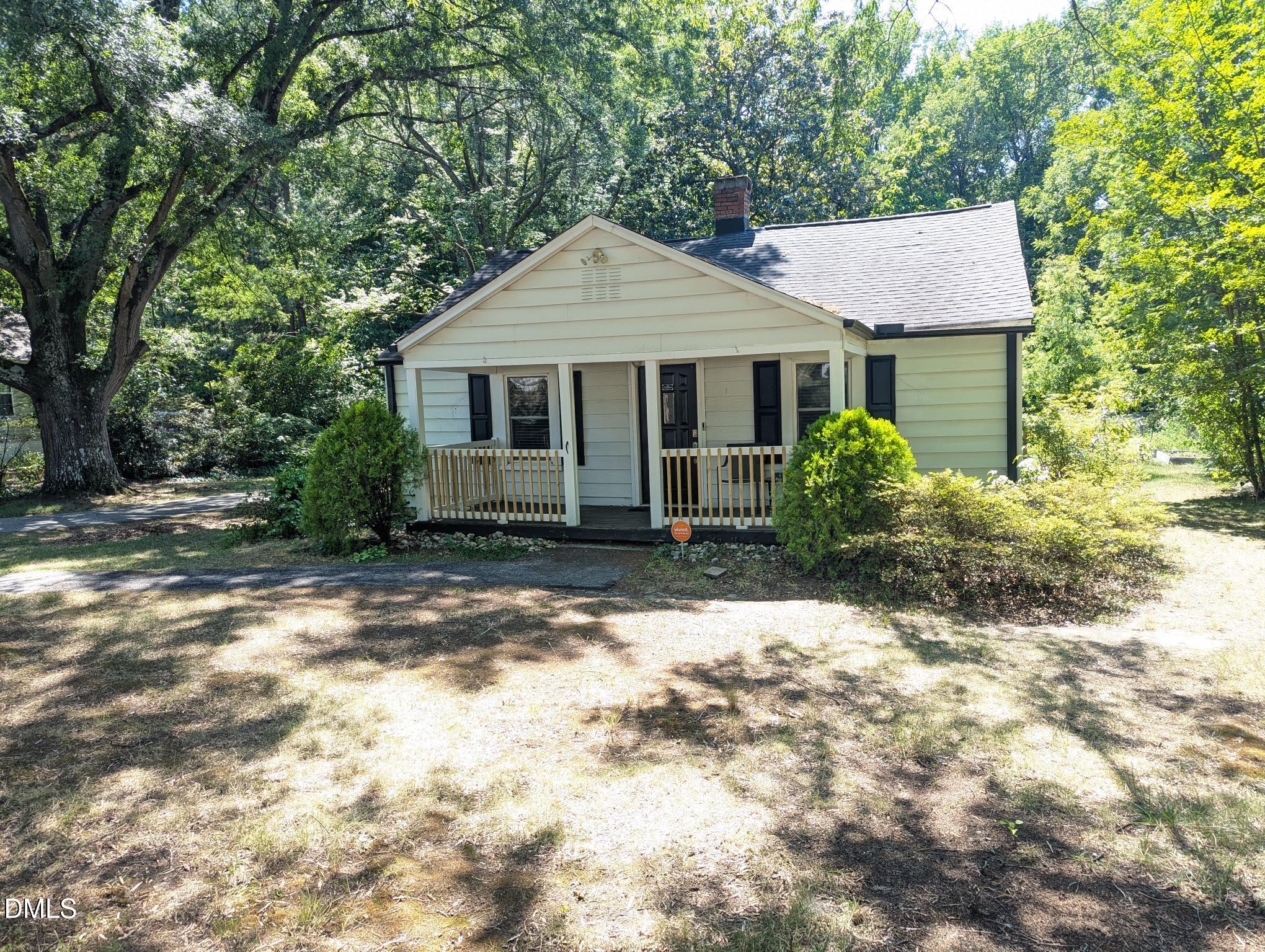 808 Glenco Road Property Photo 2