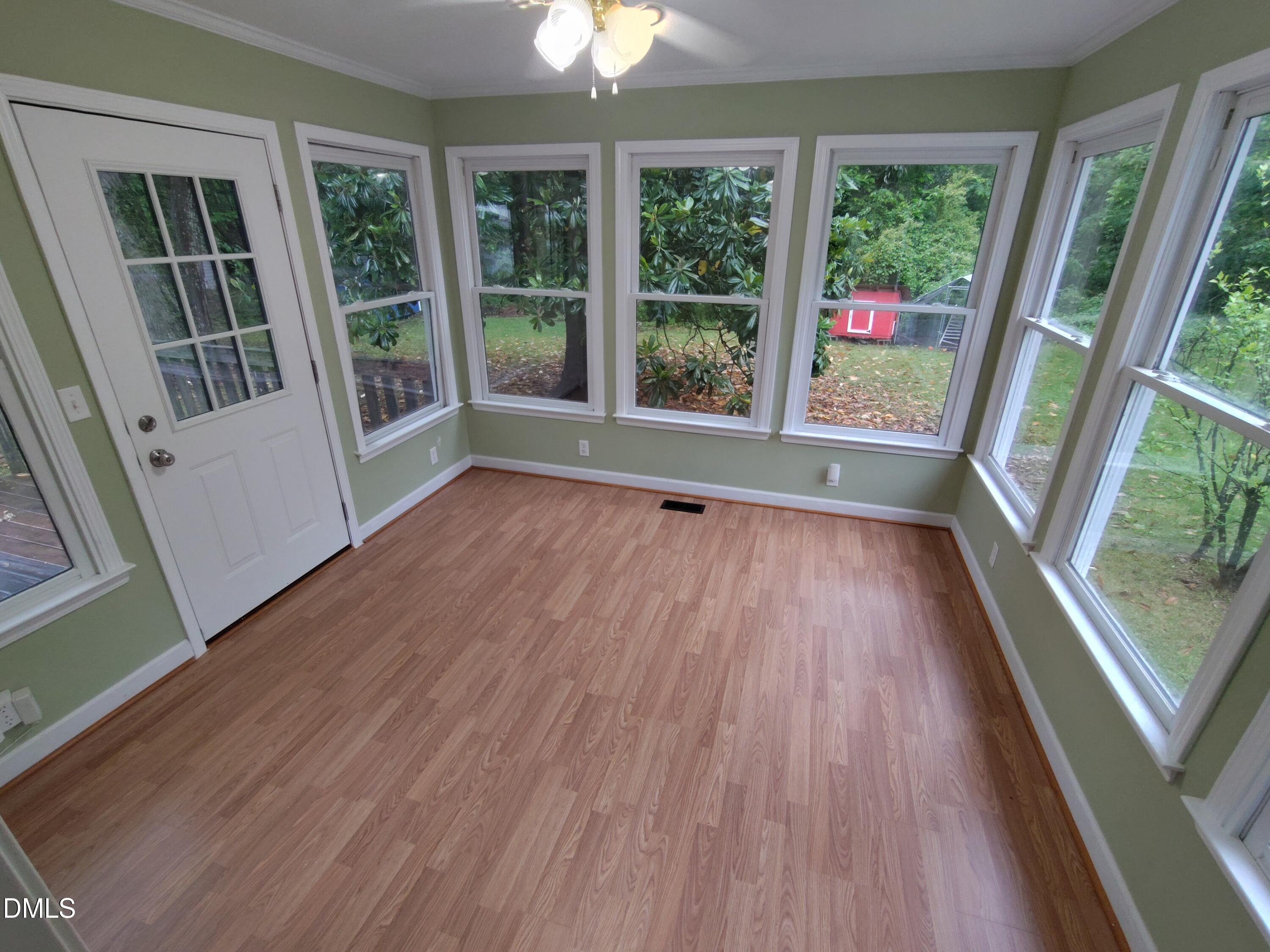 808 Glenco Road Property Photo 11