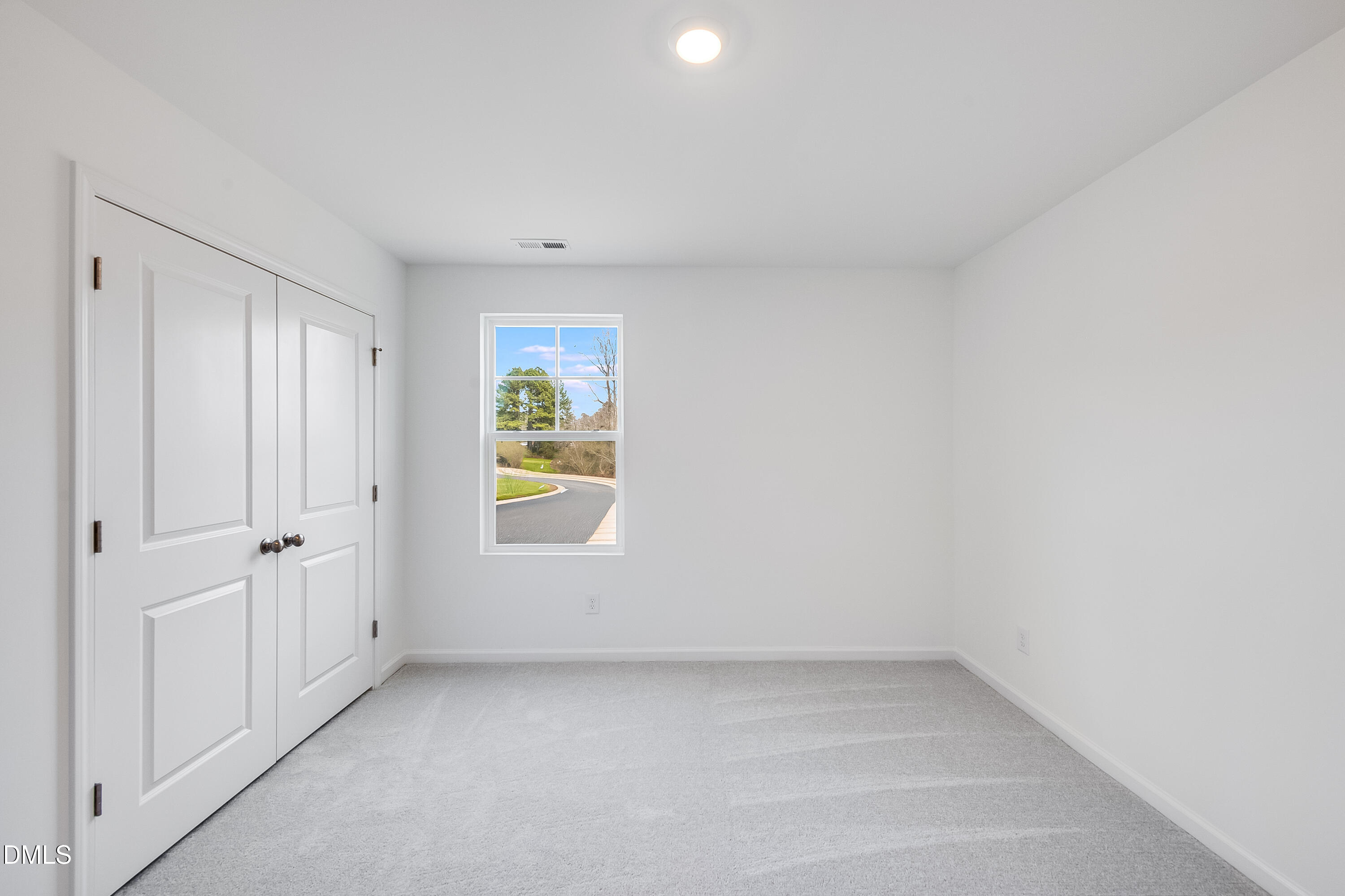 1040 Red Finch Way Property Photo 18
