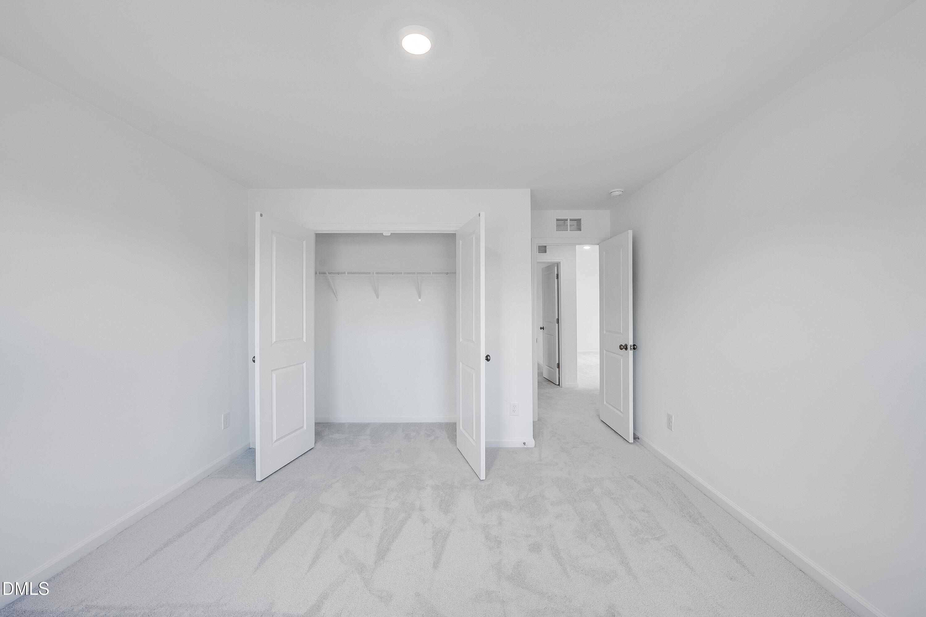 1040 Red Finch Way Property Photo 22