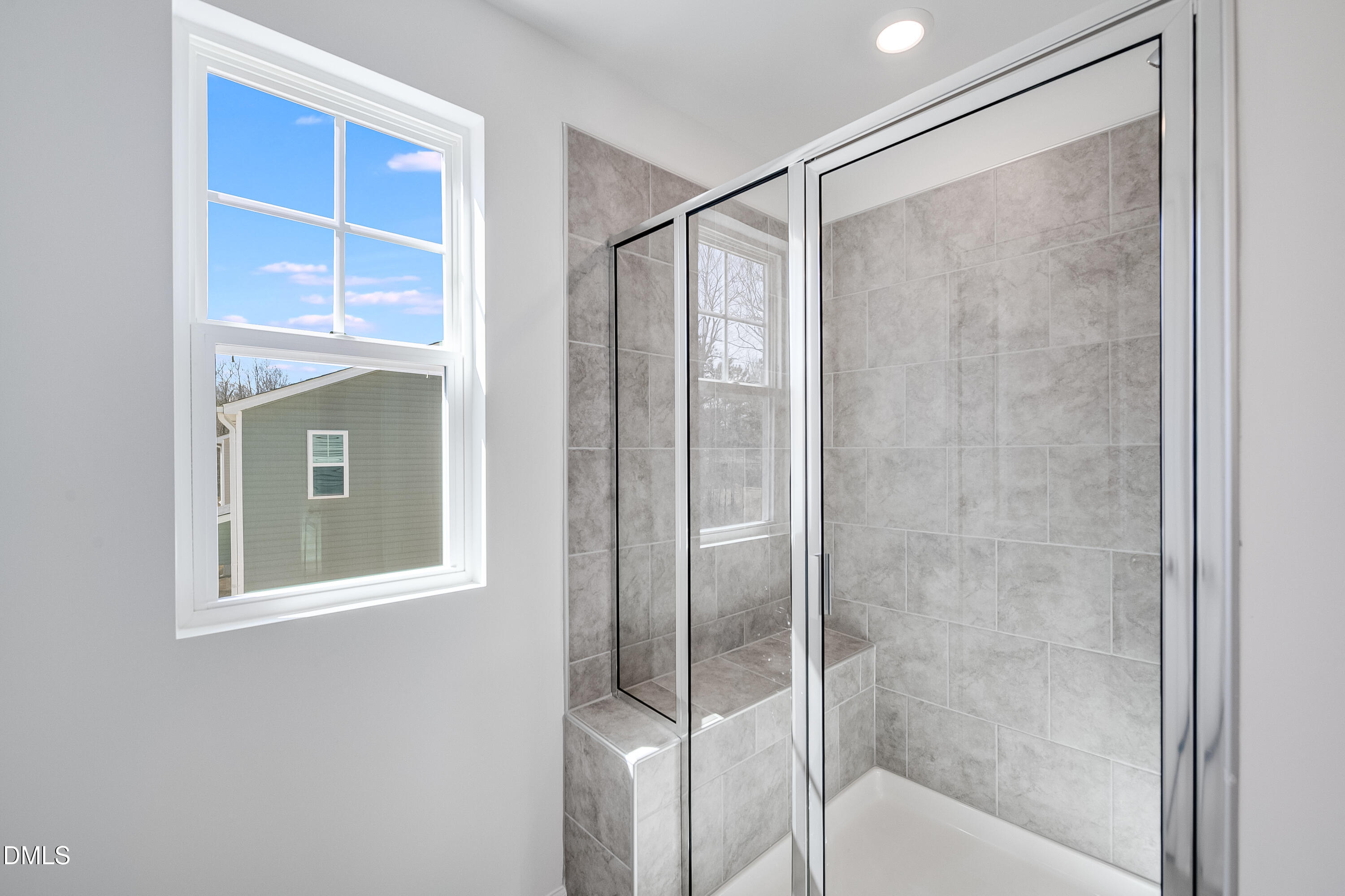 1040 Red Finch Way Property Photo 28