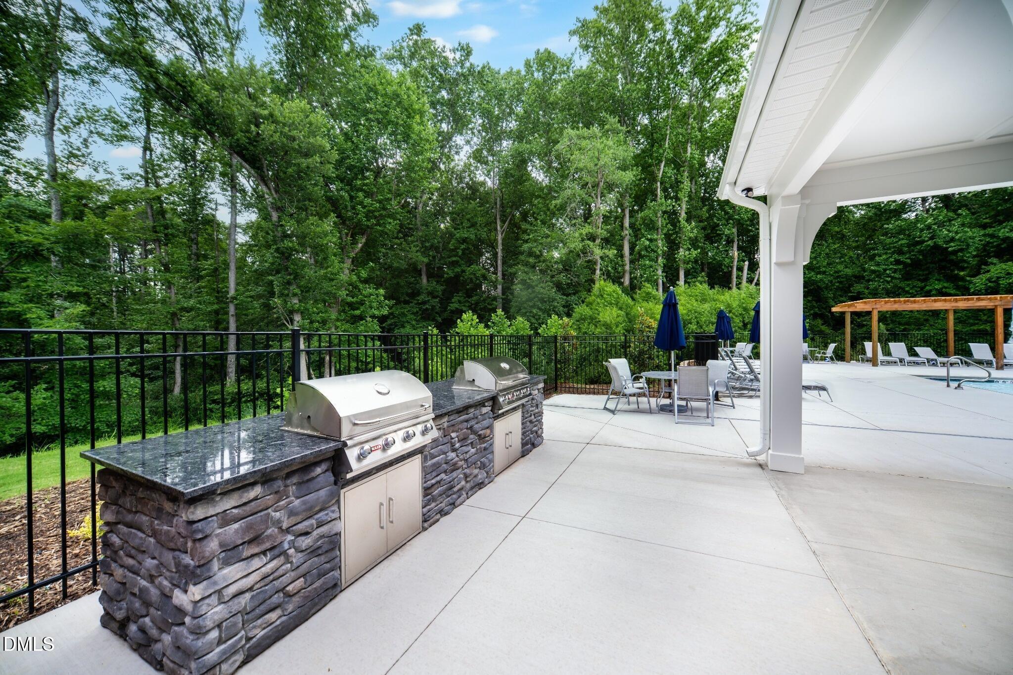 1040 Red Finch Way Property Photo 37