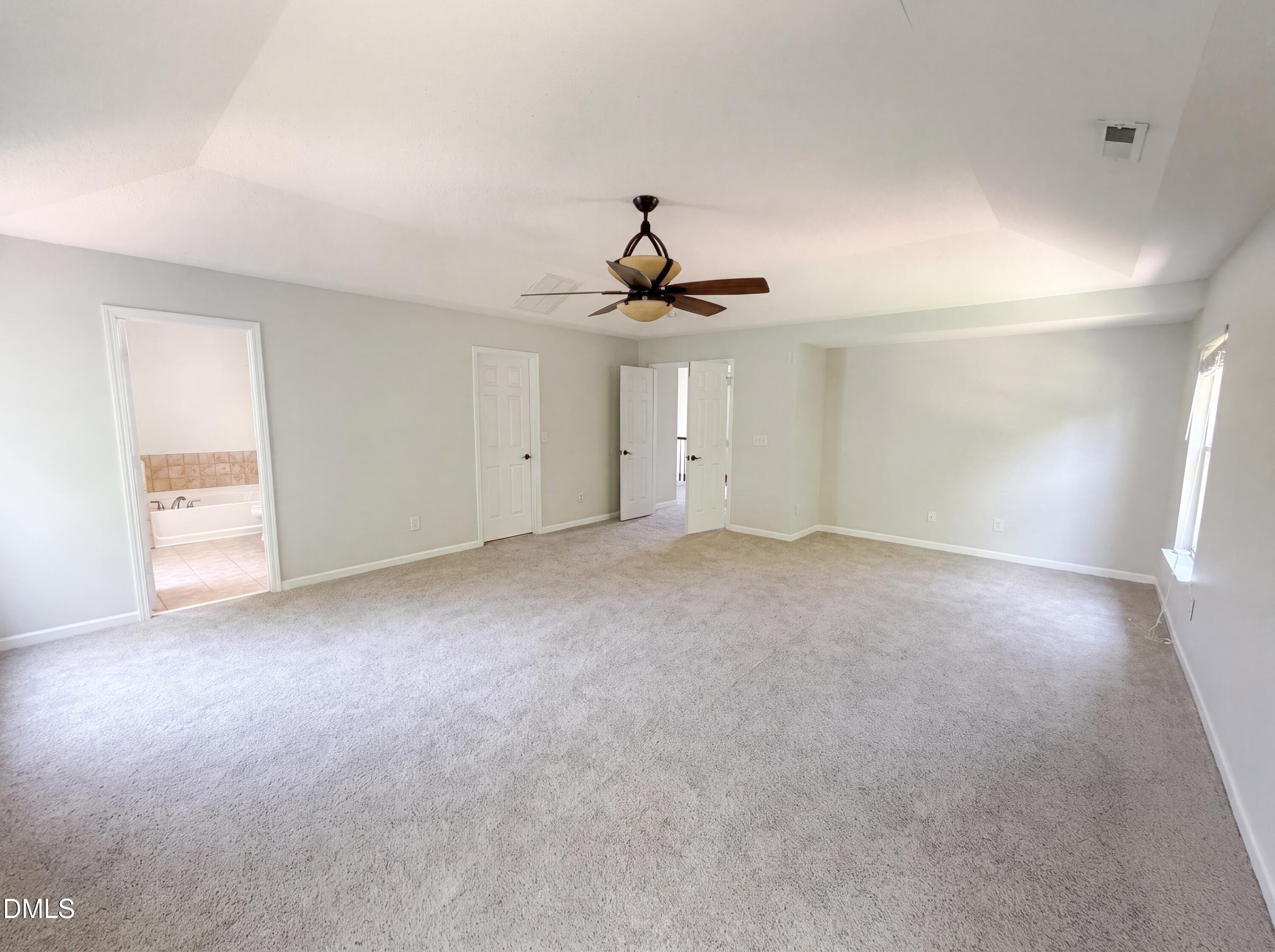 506 Hillview Drive Property Photo 6