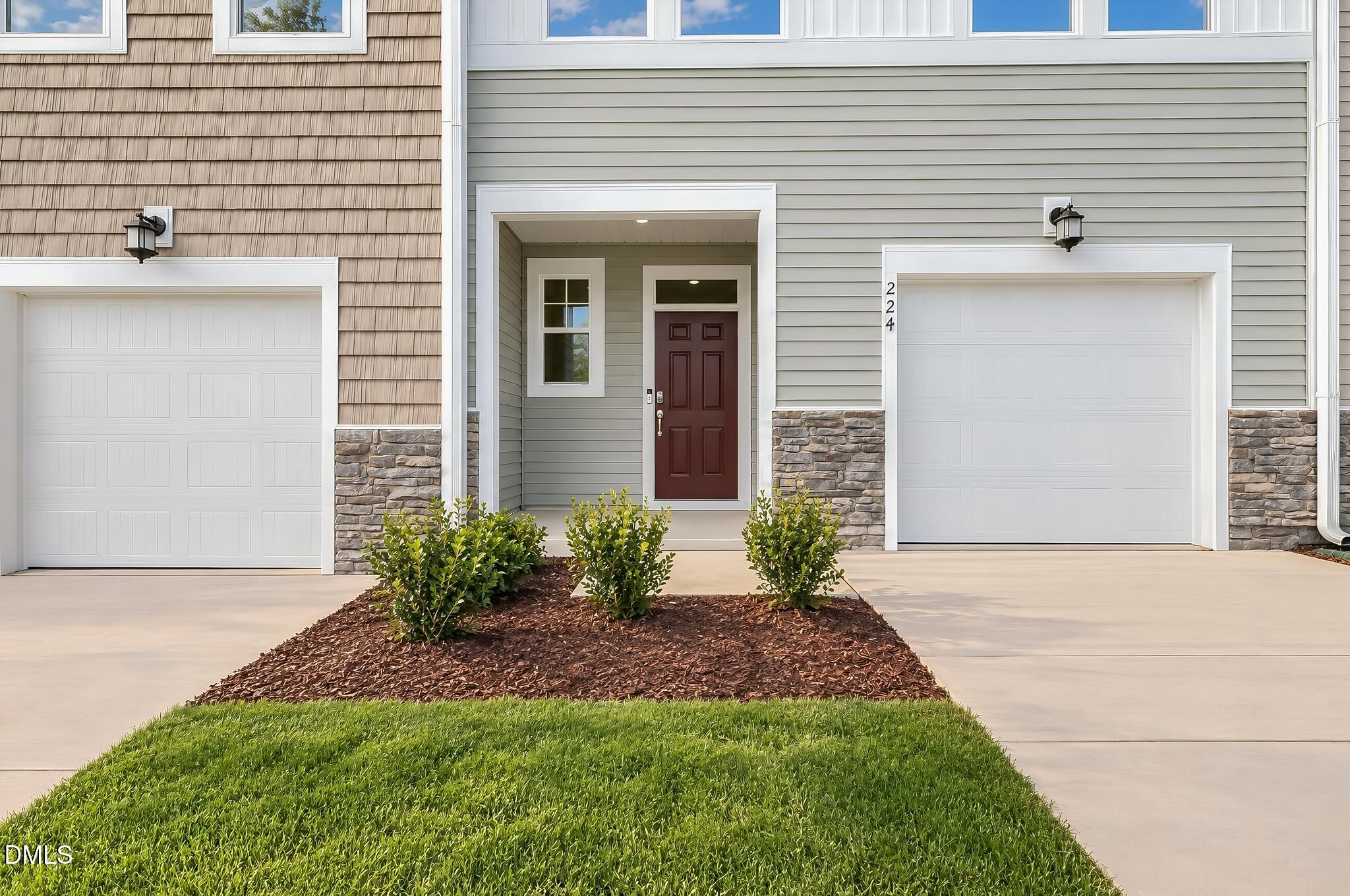 224 Blossom Field Way Property Photo 2