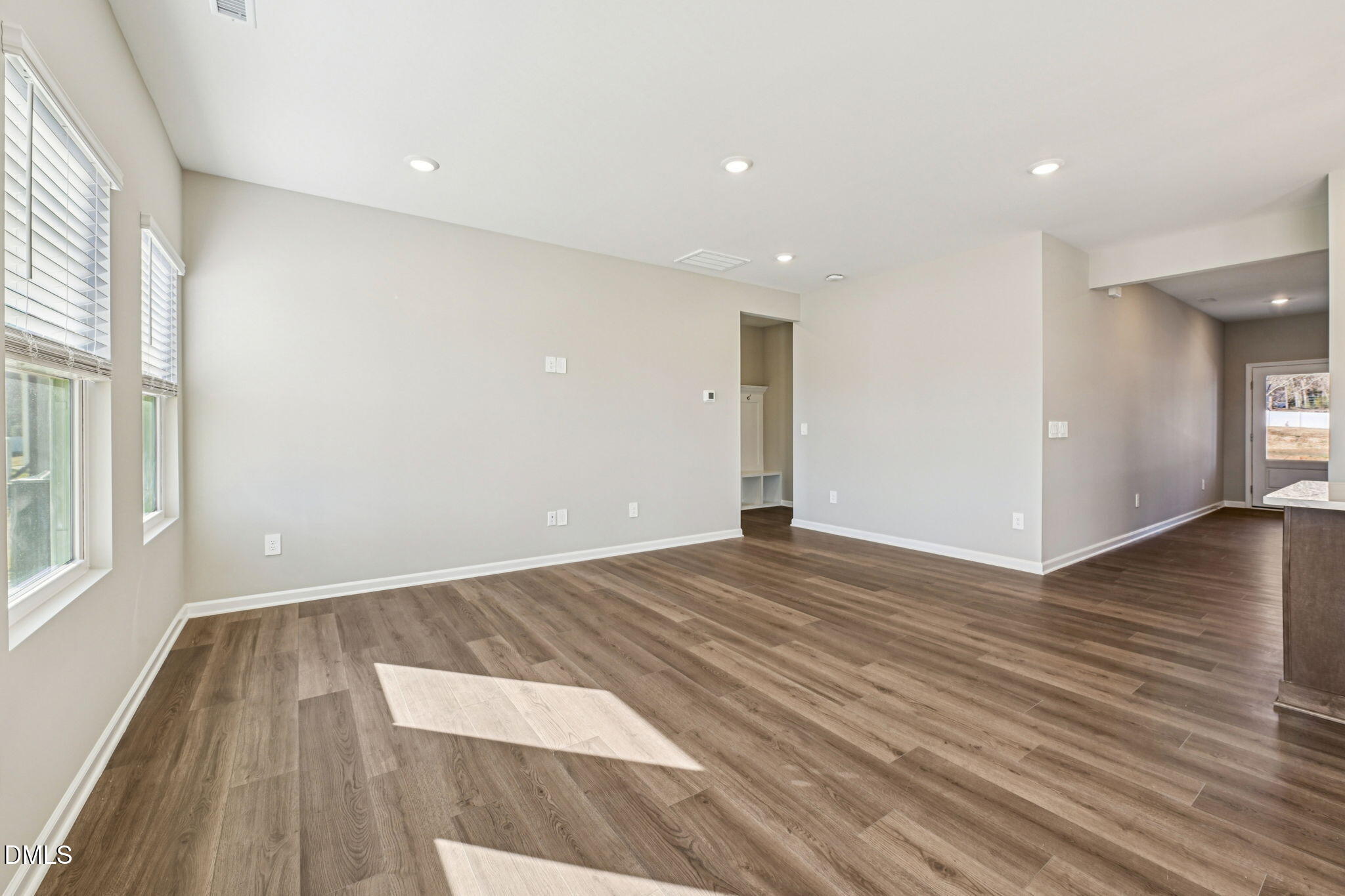 4015 Wesley Chapel Way Property Photo 4