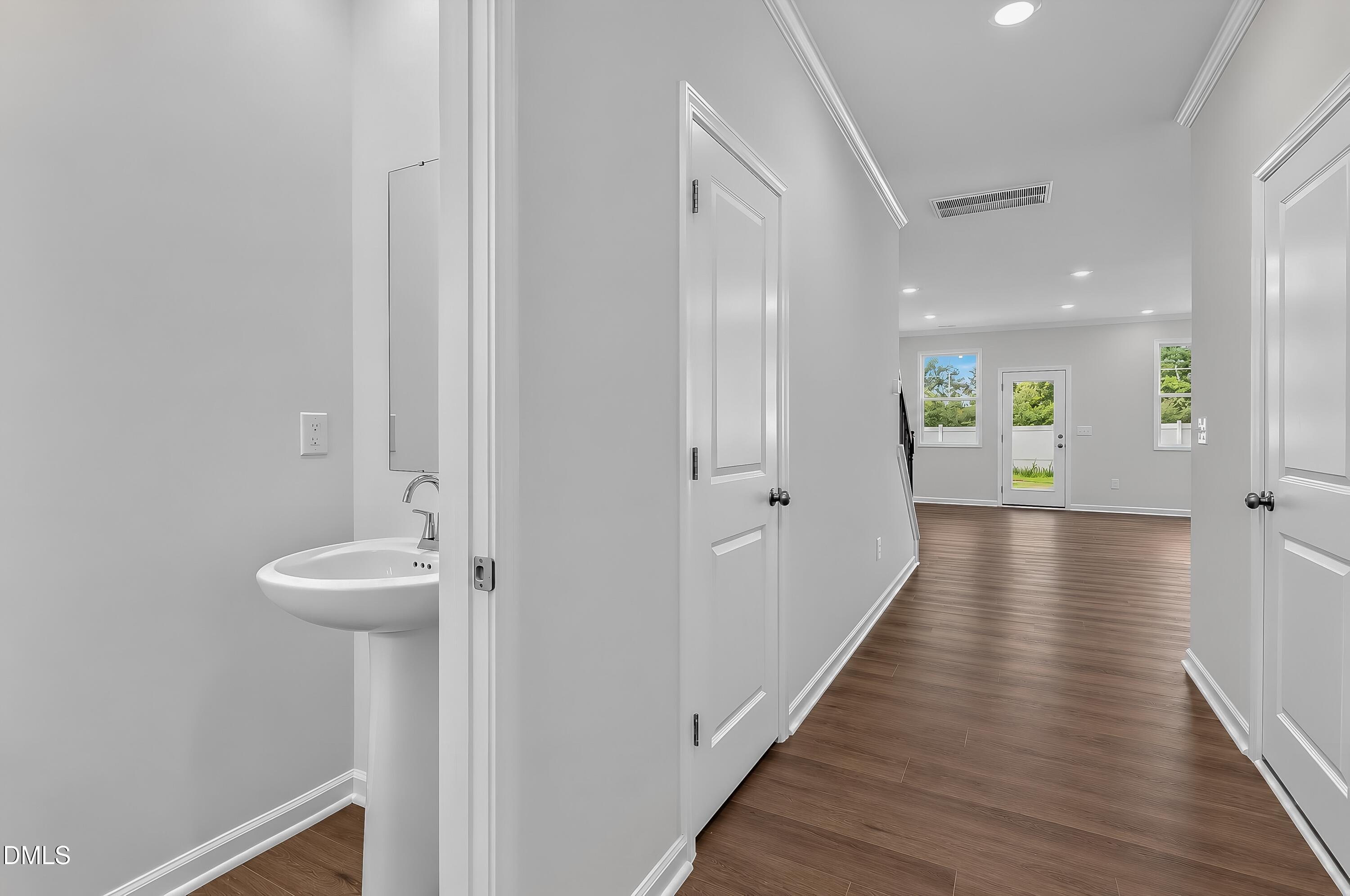 220 Blossom Field Way Property Photo 4