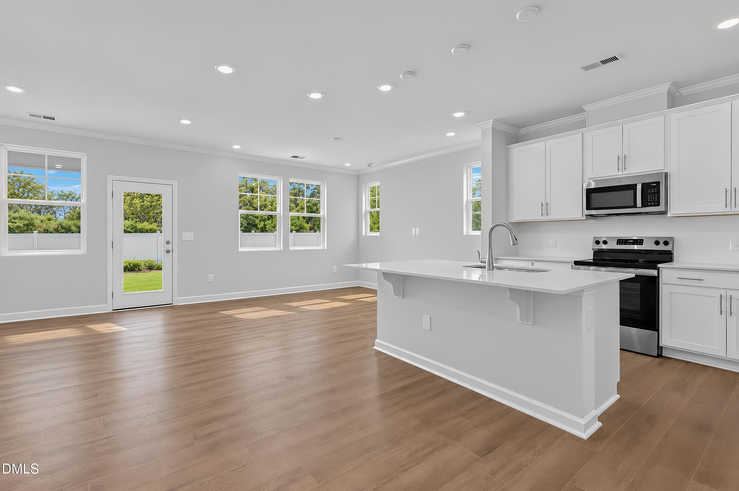 220 Blossom Field Way Property Photo 7