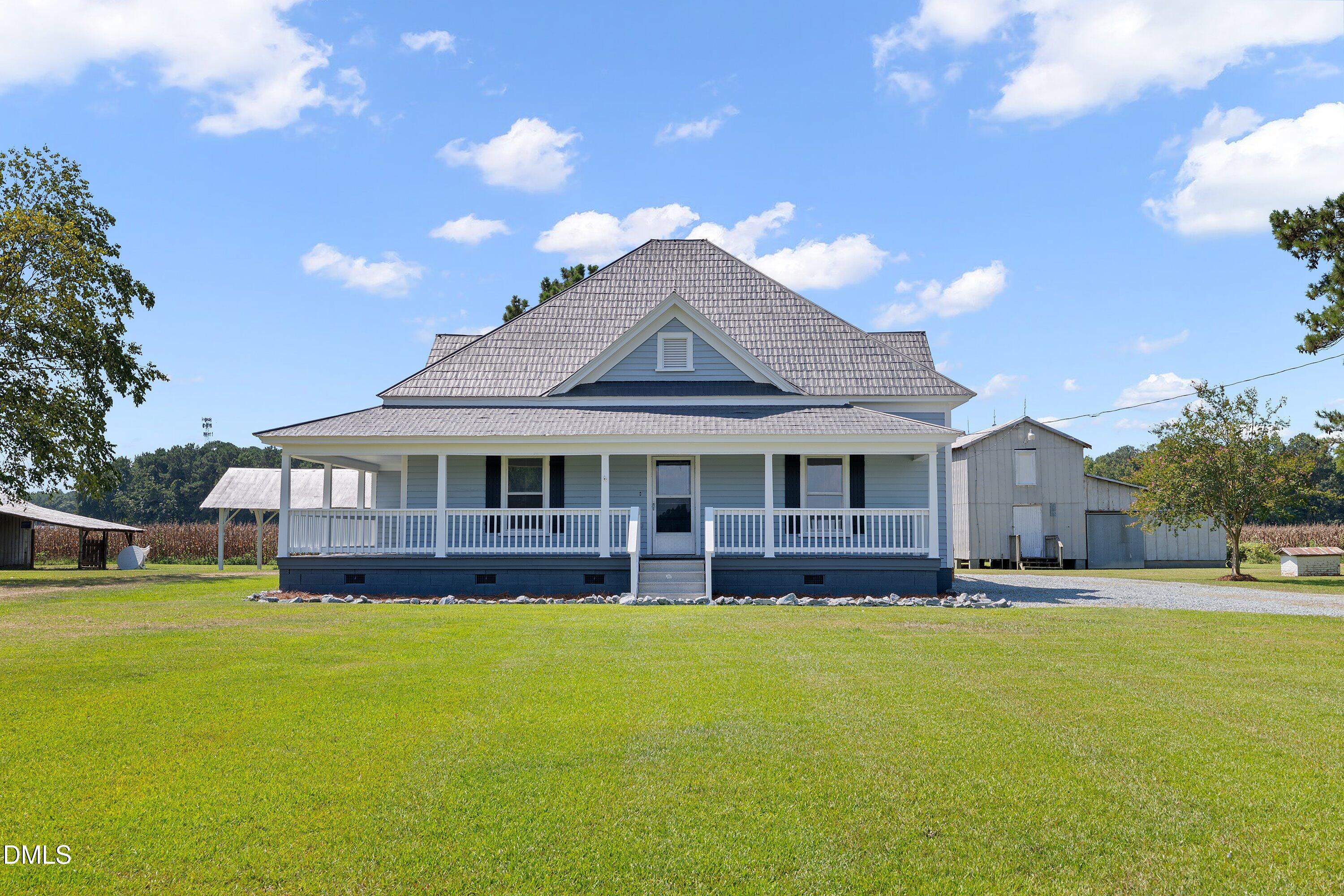 754 5 Points Road Property Photo 2