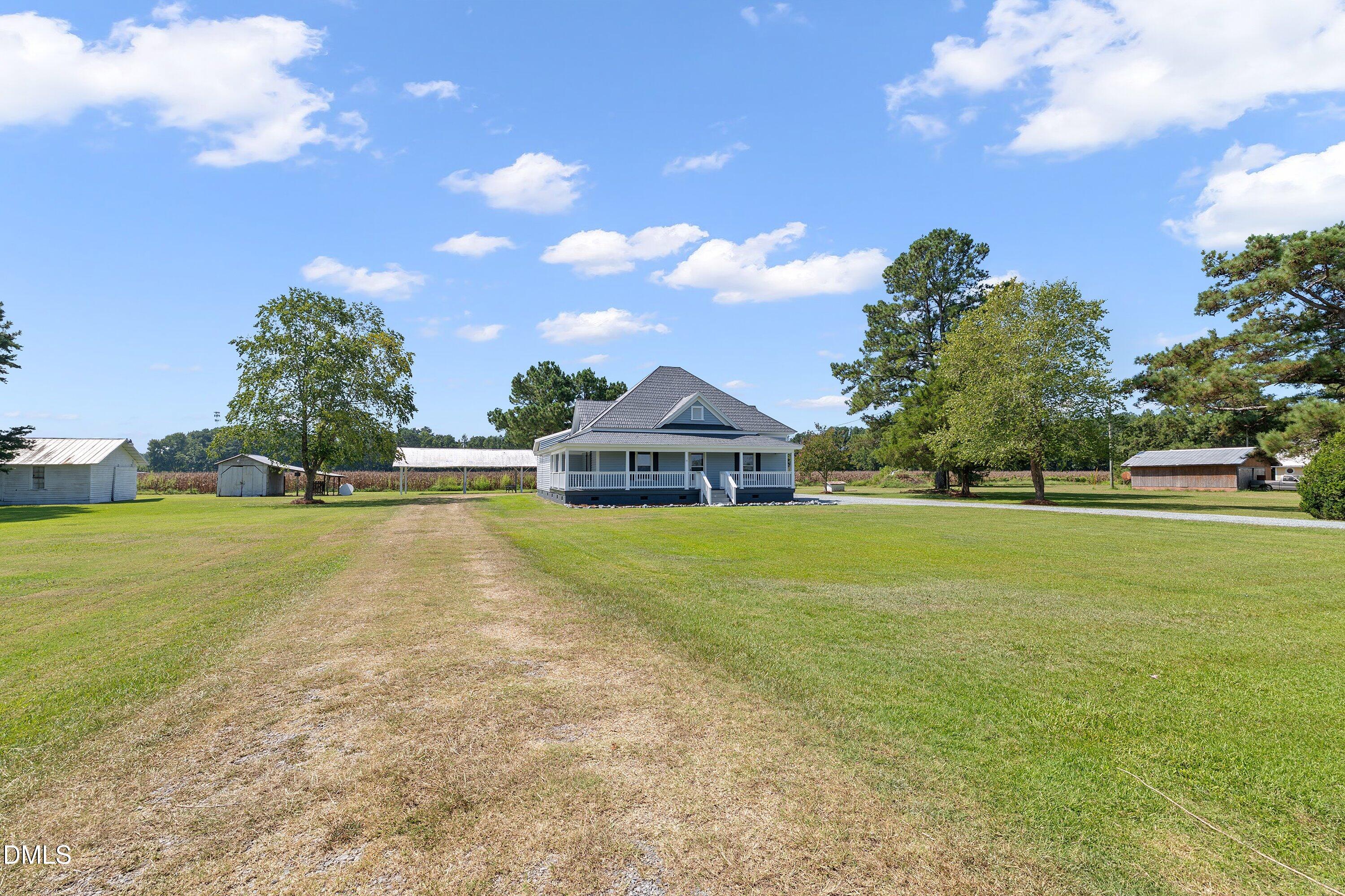 754 5 Points Road Property Photo 4