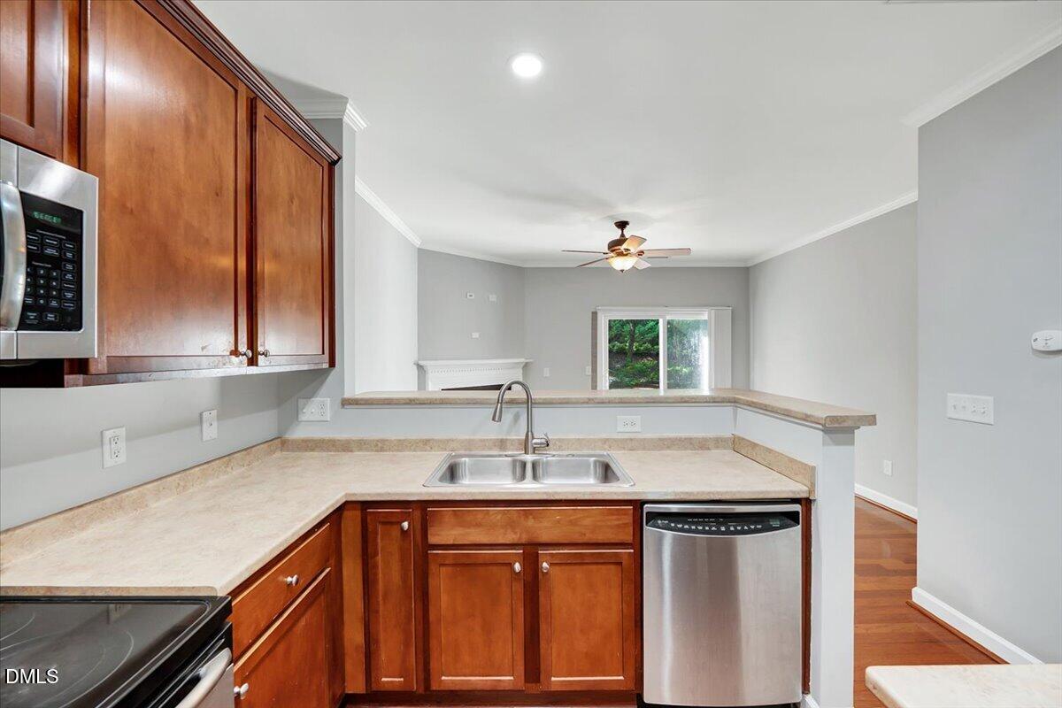 8811 Orchard Grove Way Property Photo 7