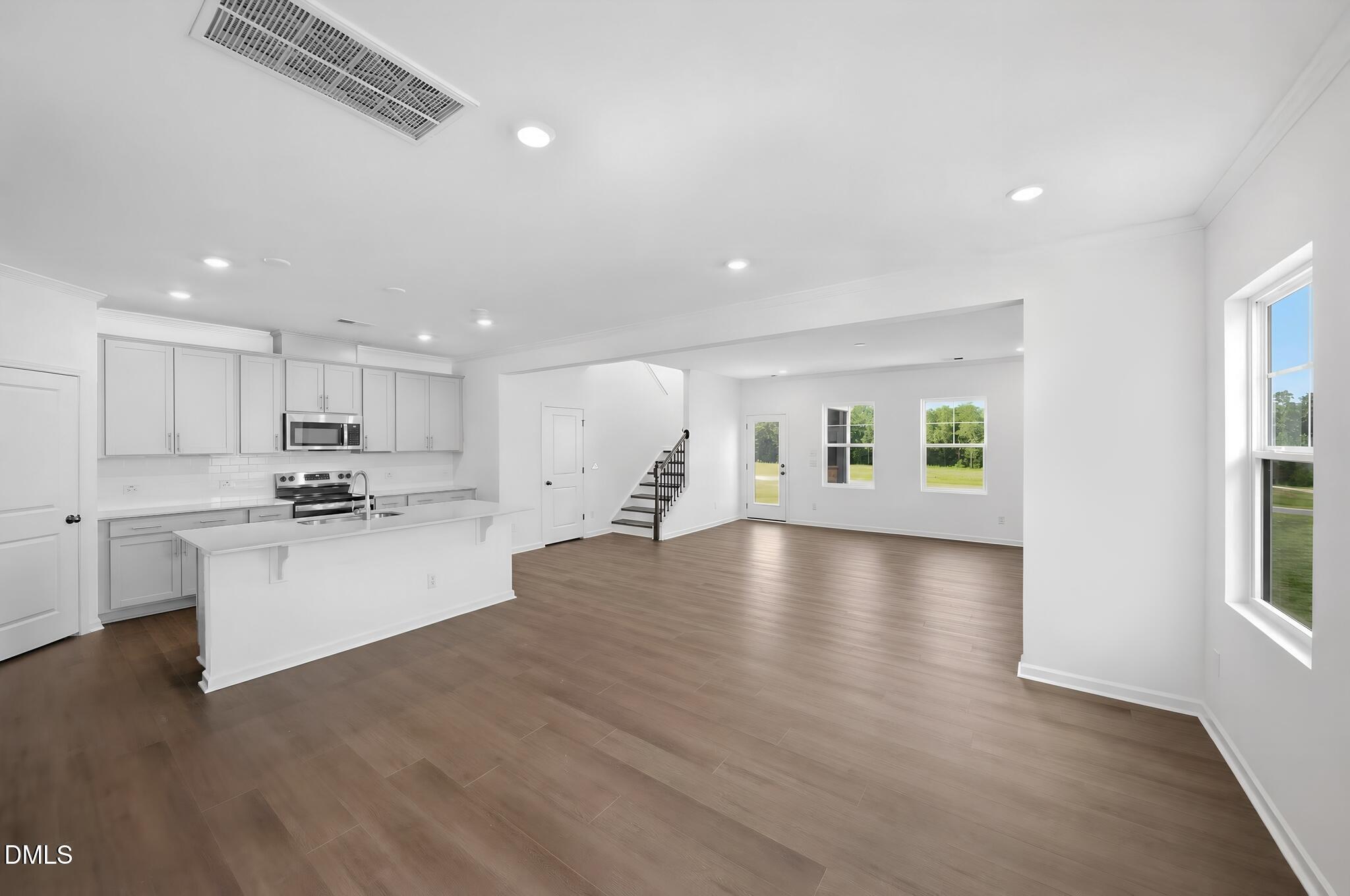 268 Beachcomber Drive Property Photo 3