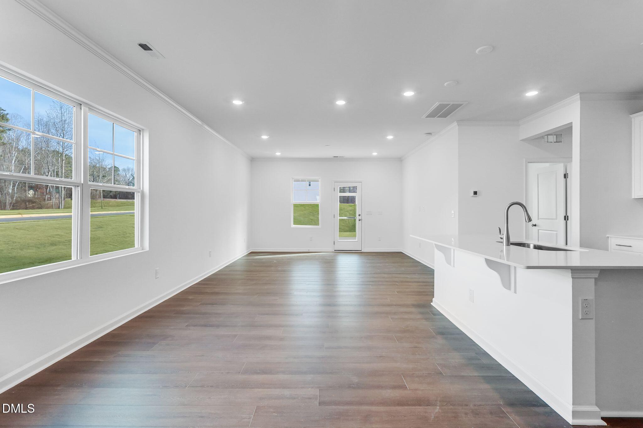 278 Beachcomber Drive Property Photo 4