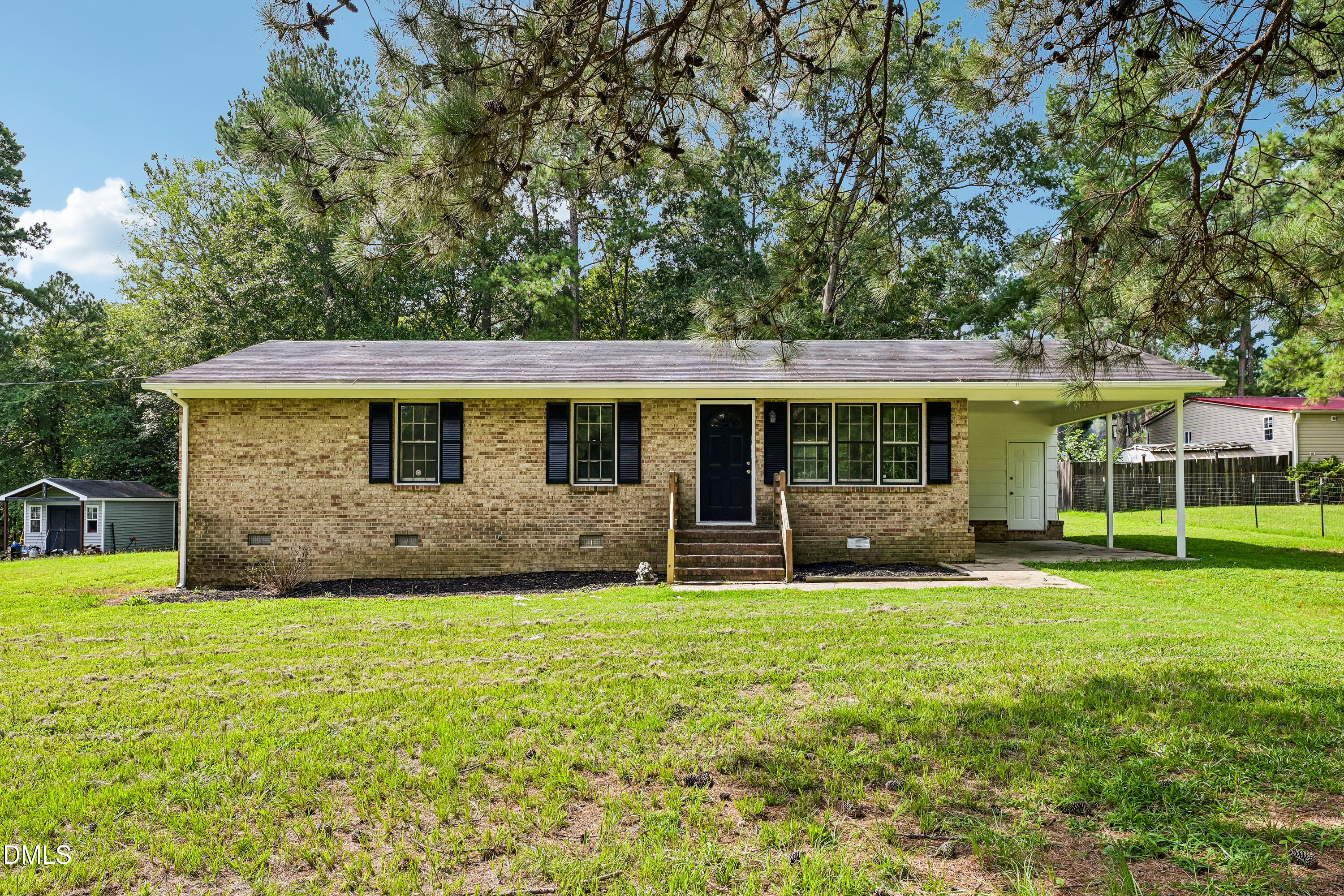 7724 Roberts Road Property Photo 1