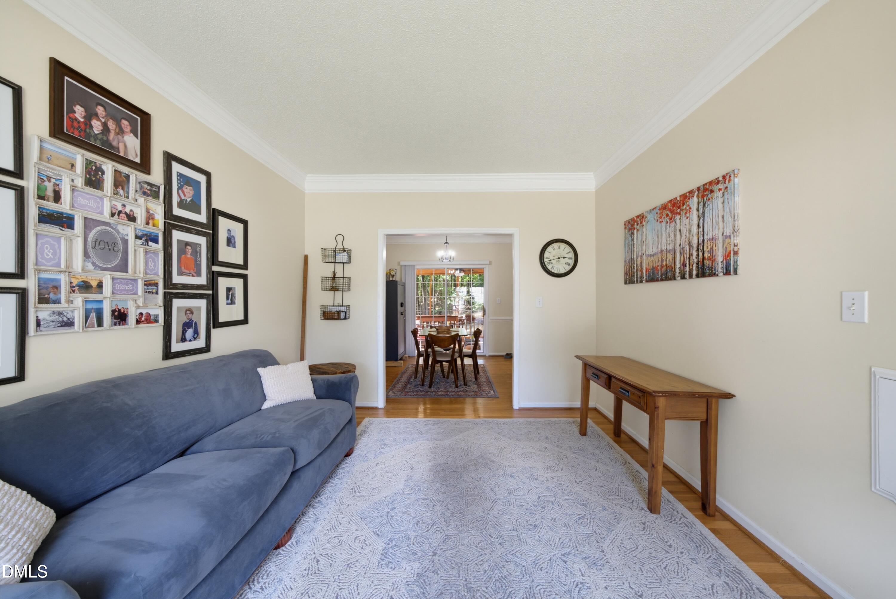 6912 Brigmore Court Property Photo 4