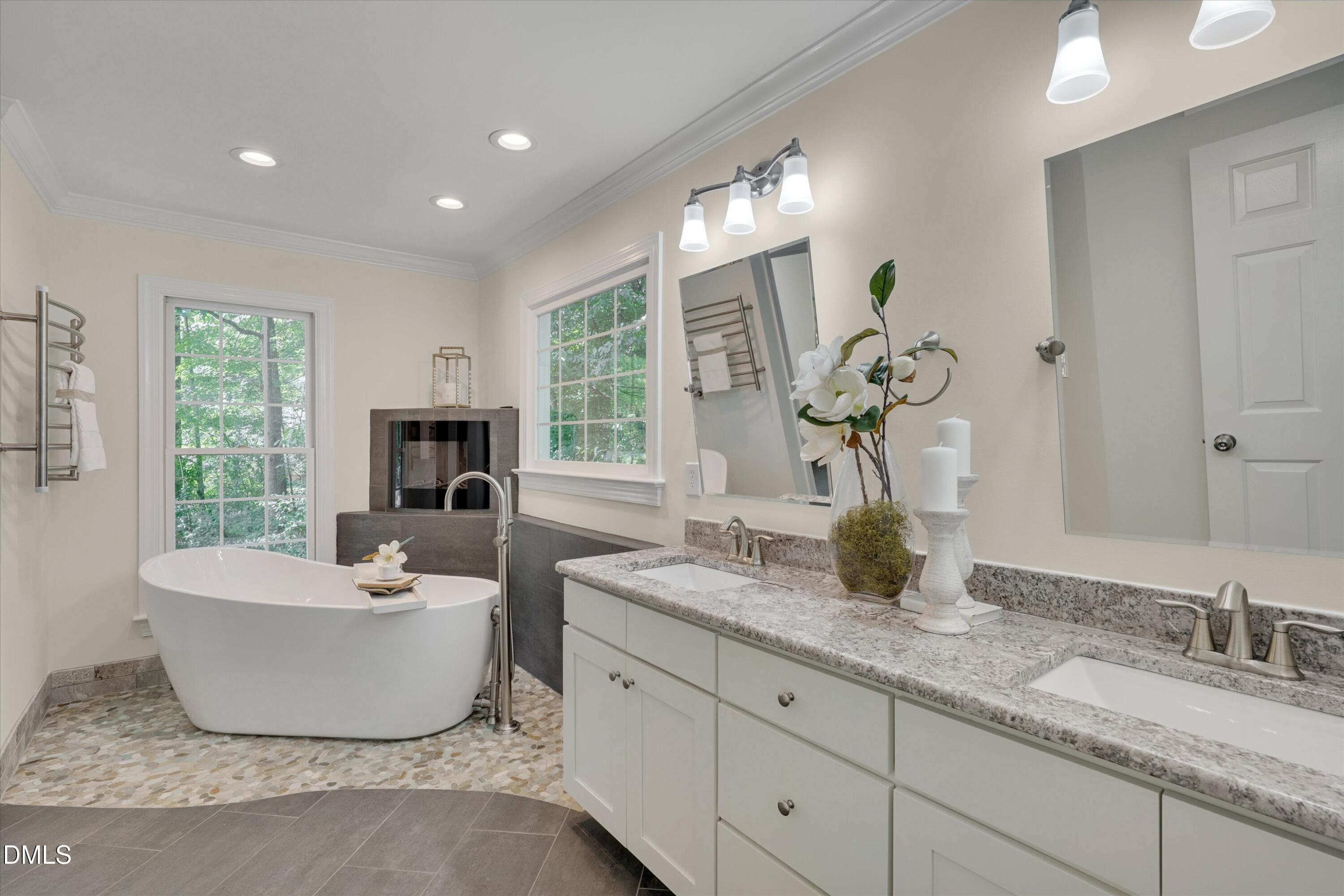 209 Connors Circle Property Photo 15