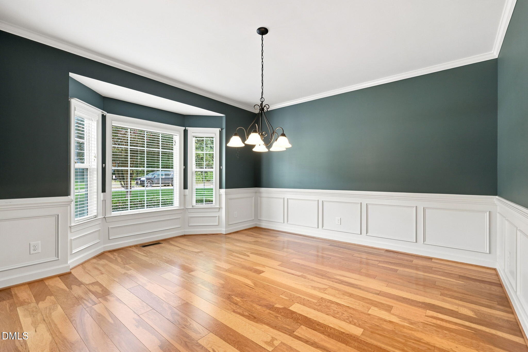 1005 Shannon Court Property Photo 16