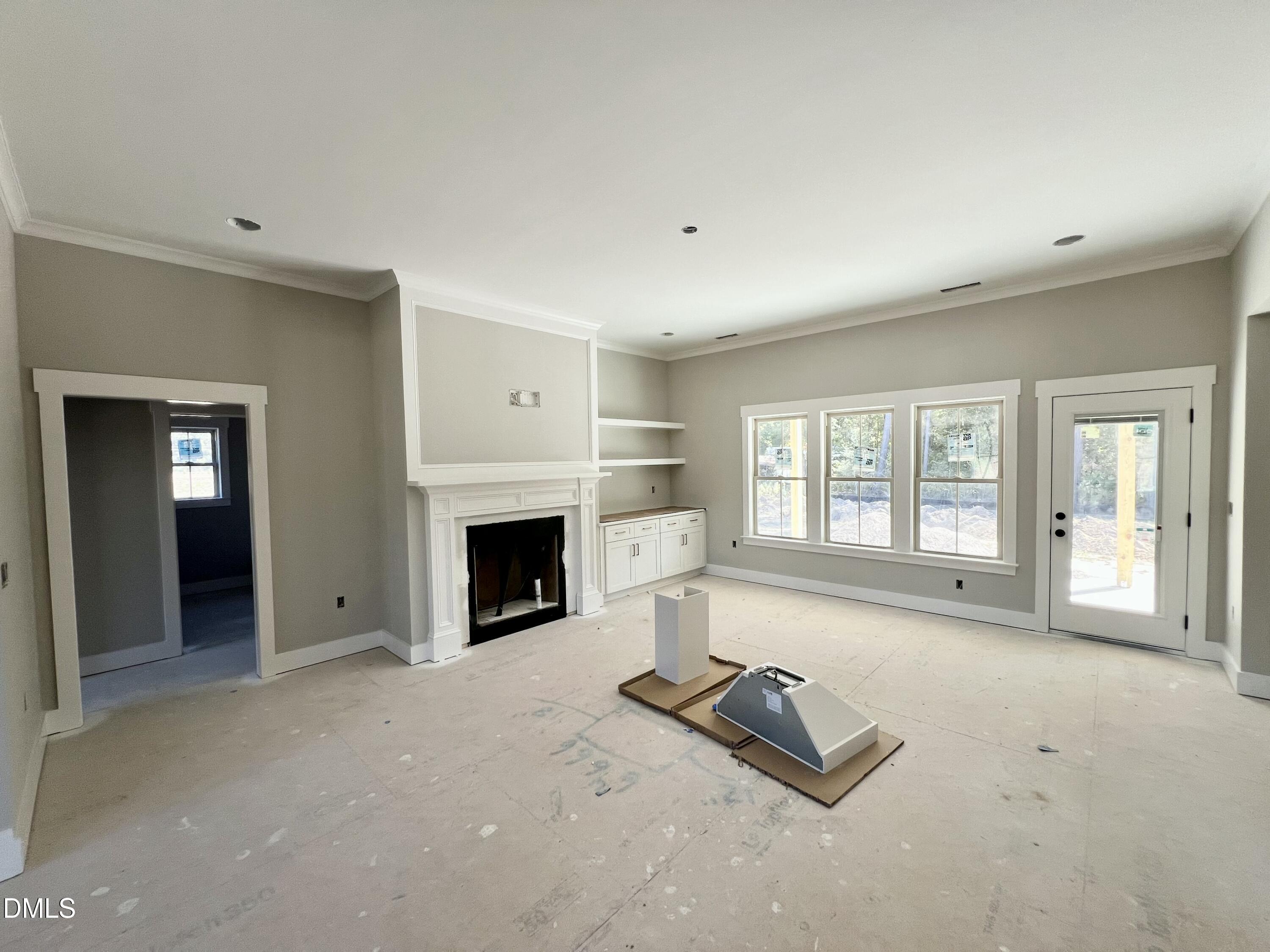 143 Hillstead Way Property Photo 8