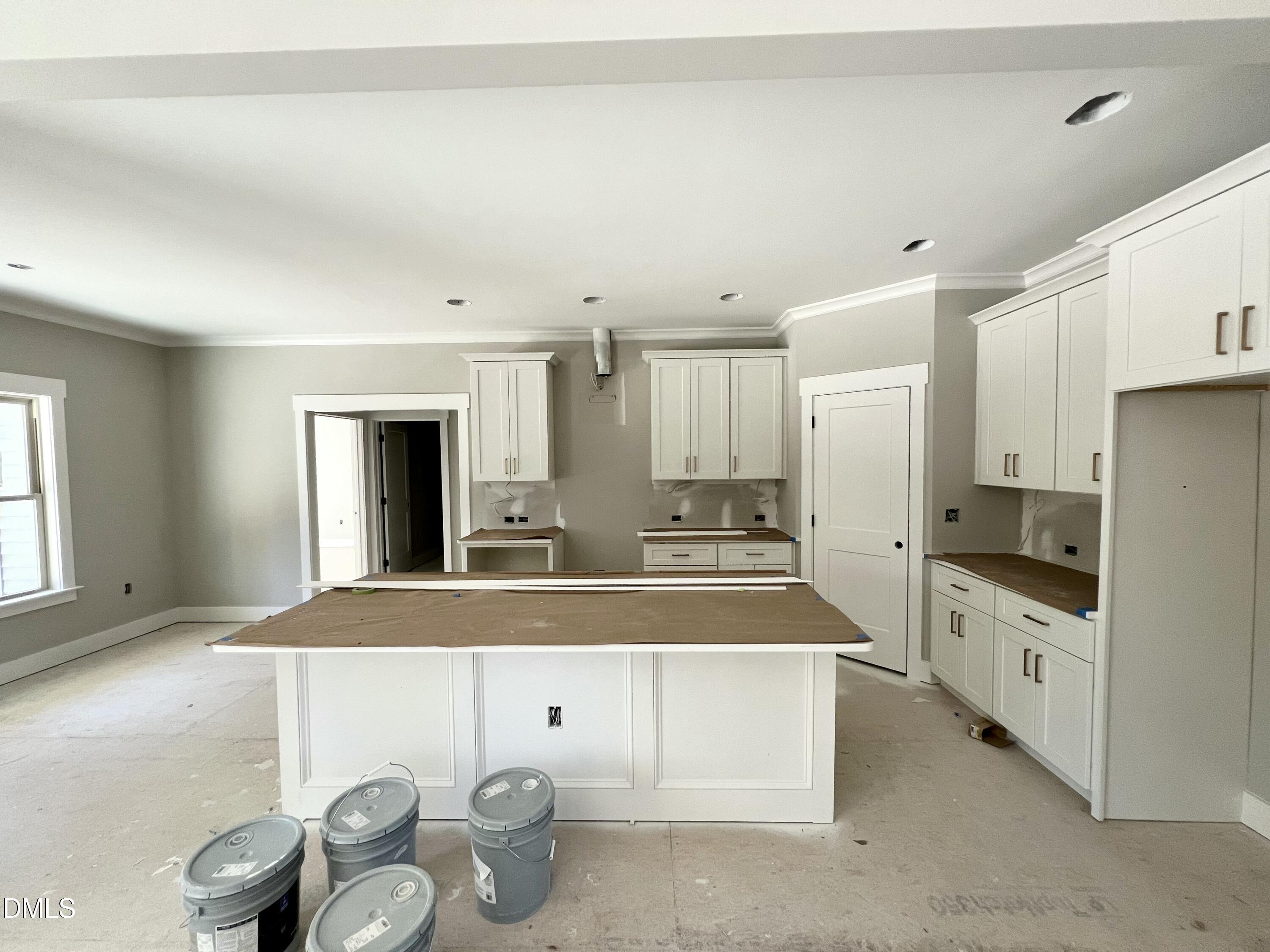 143 Hillstead Way Property Photo 14