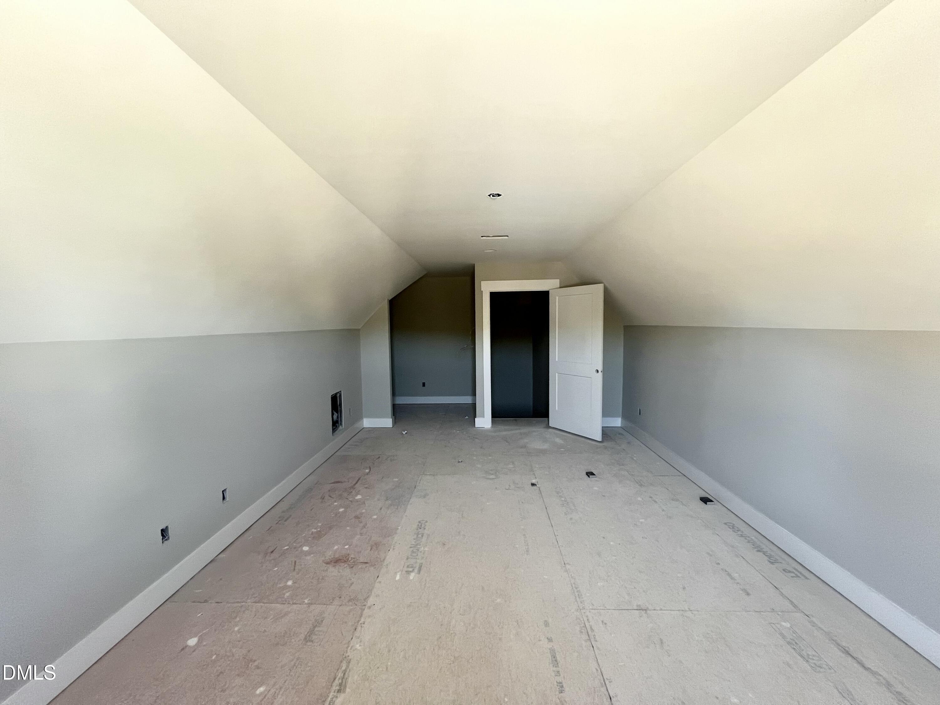143 Hillstead Way Property Photo 23