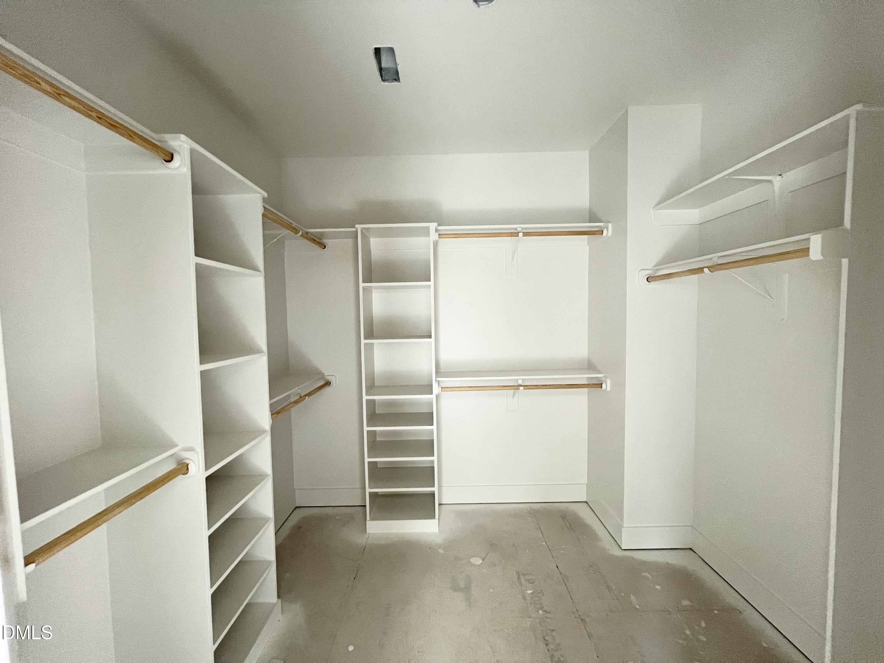 143 Hillstead Way Property Photo 28