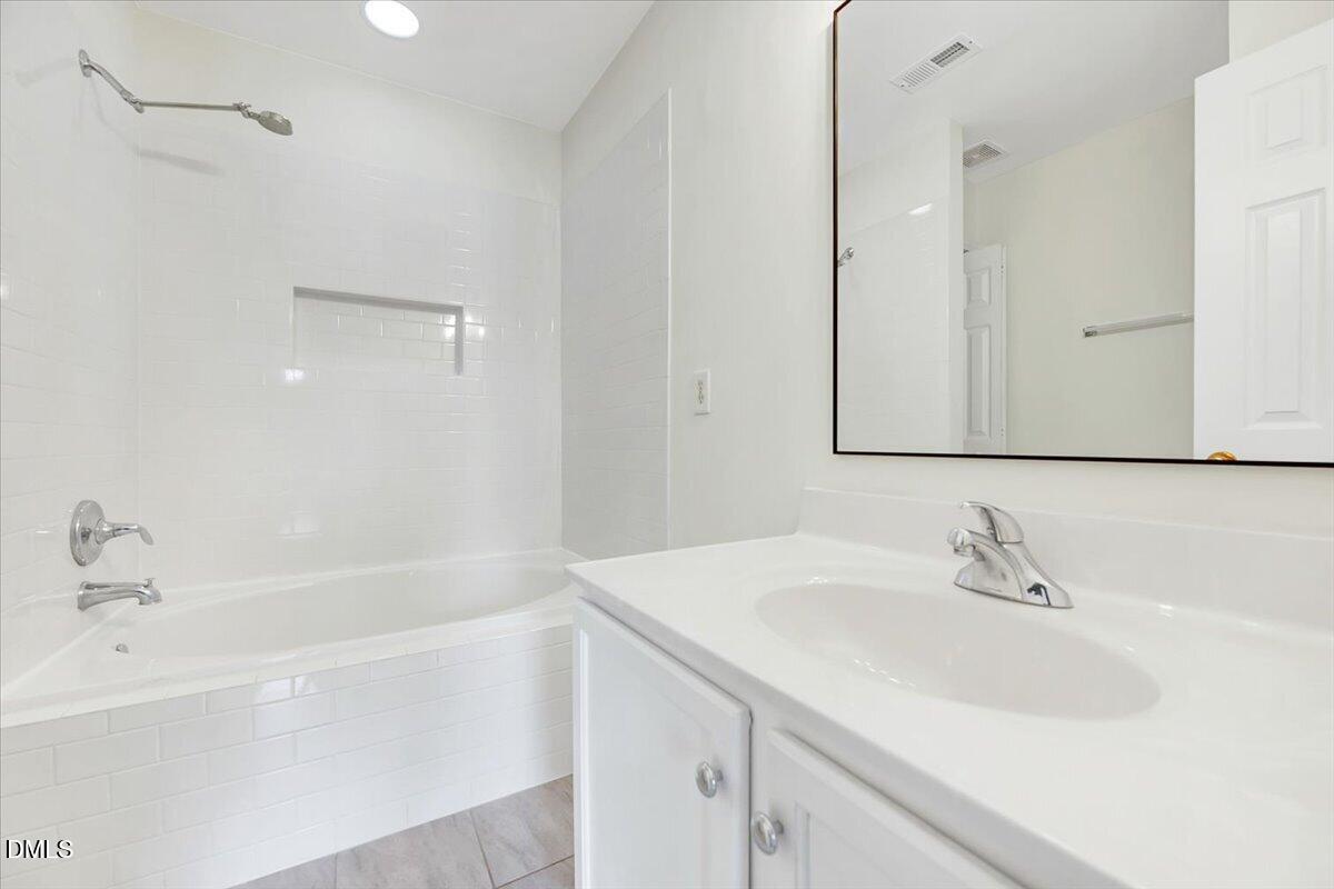 204 Knightsborough Way Property Photo 25