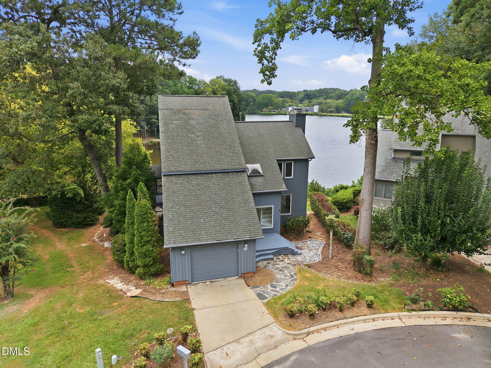 108 Mainsail Drive Property Photo 8