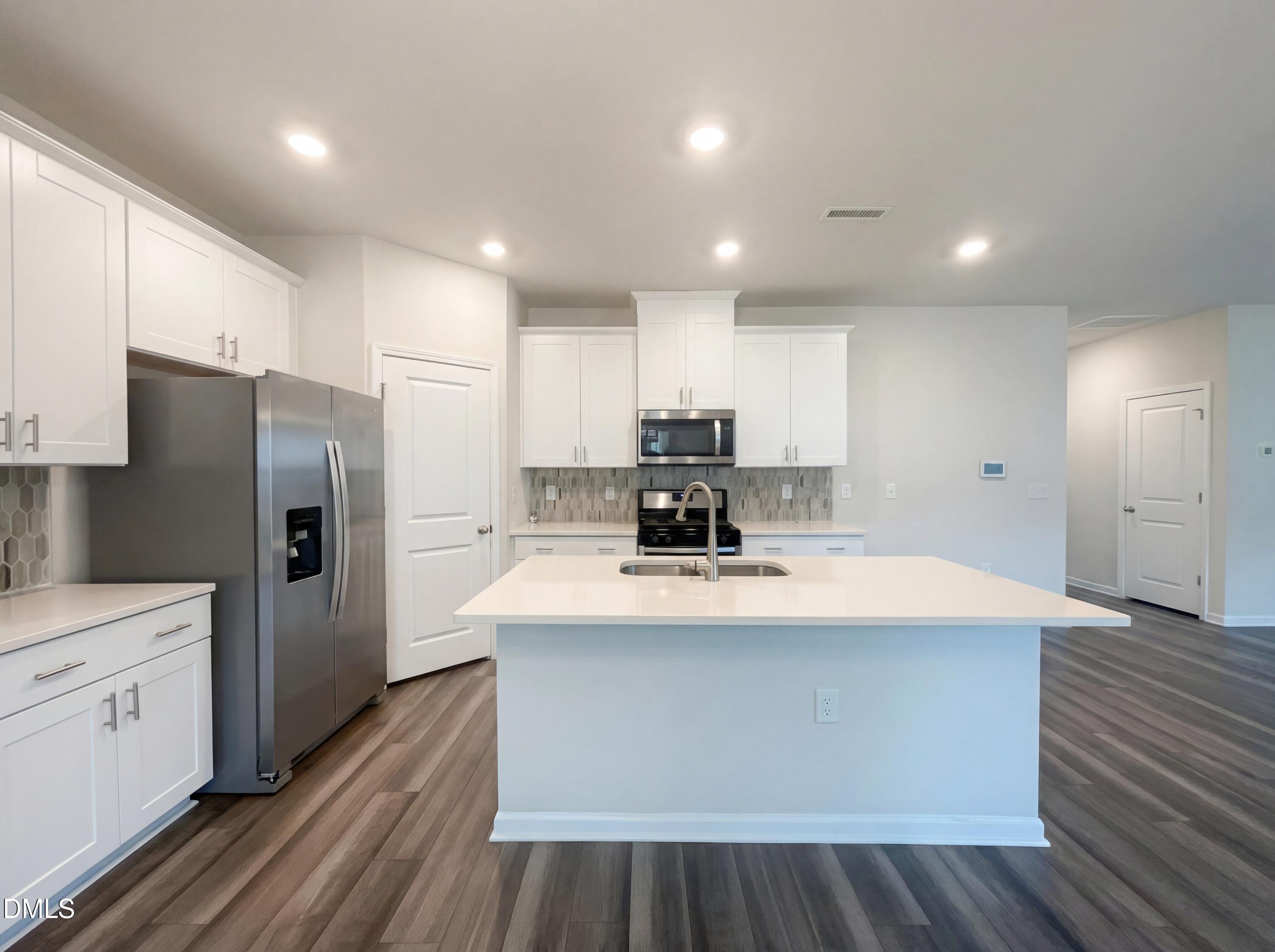 1012 Depot Drive Property Photo 4