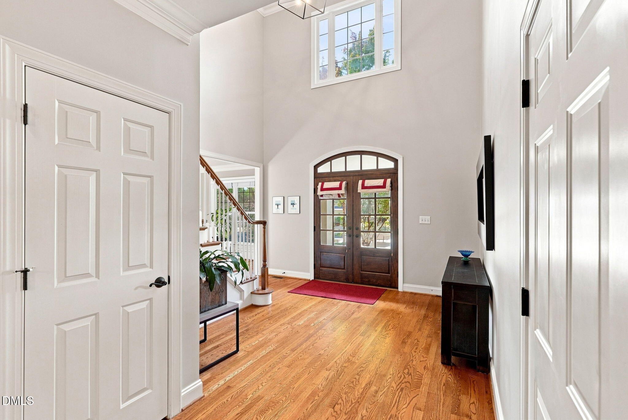 2405 Thurrock Drive Property Photo 8