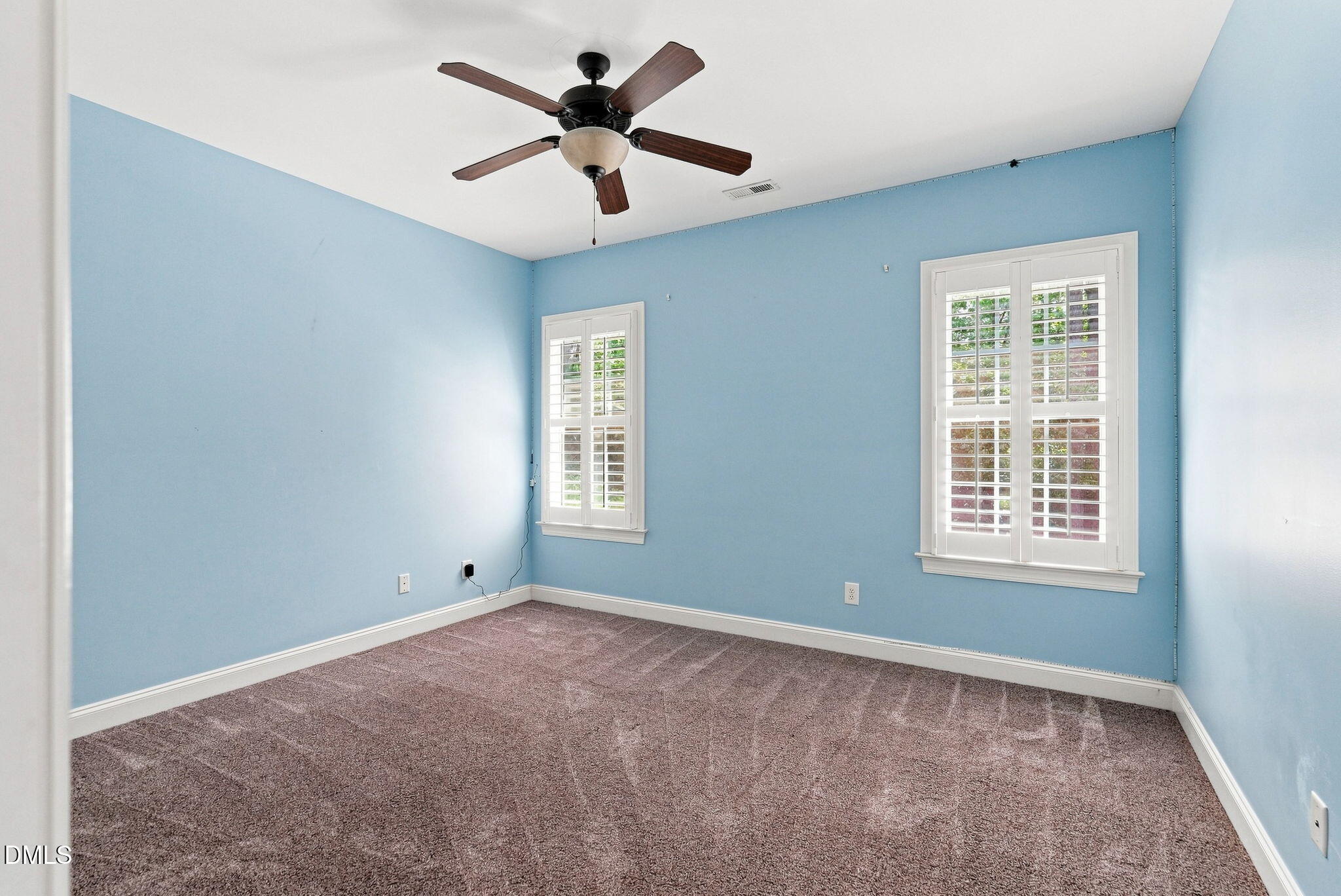 2405 Thurrock Drive Property Photo 46