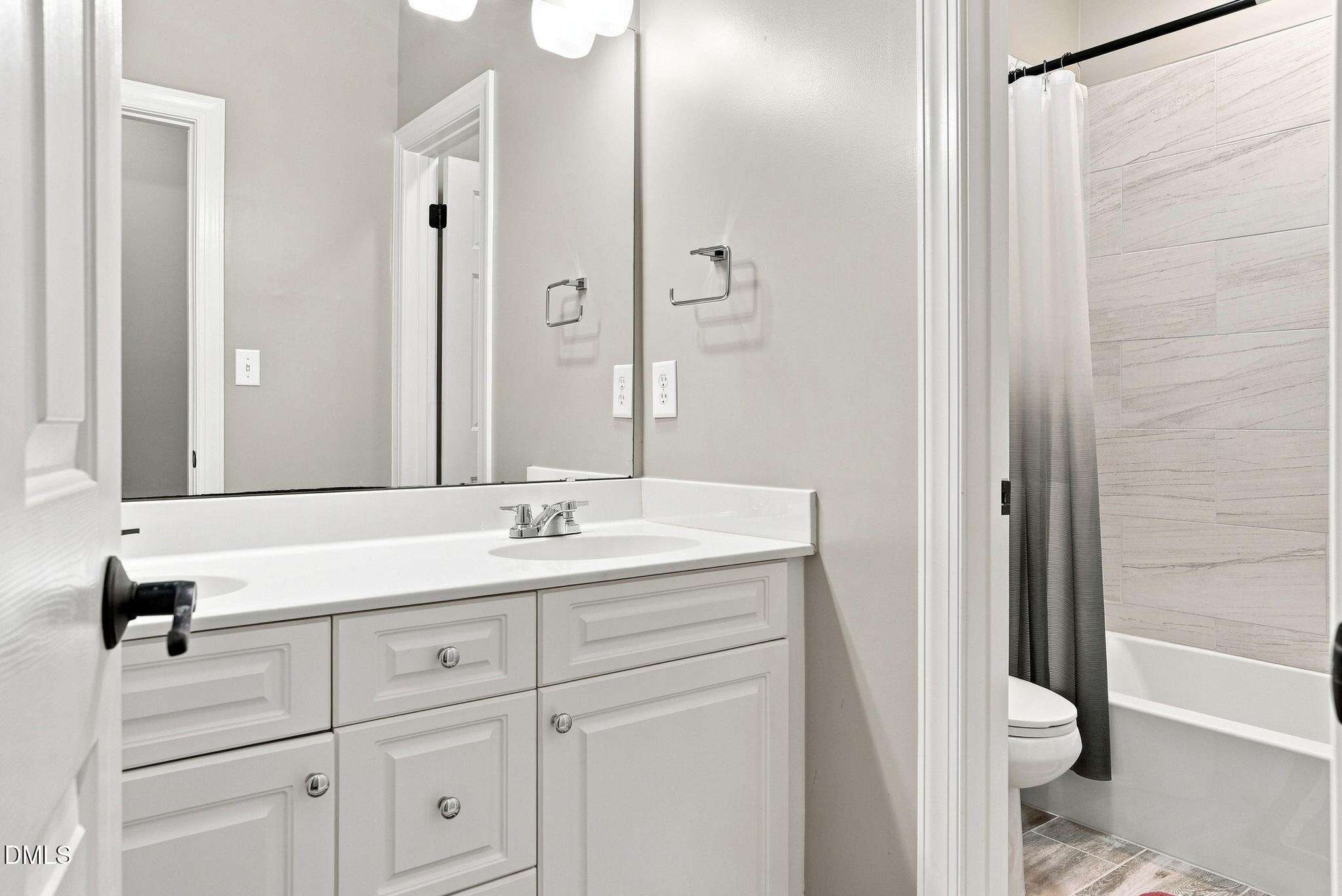 2405 Thurrock Drive Property Photo 50