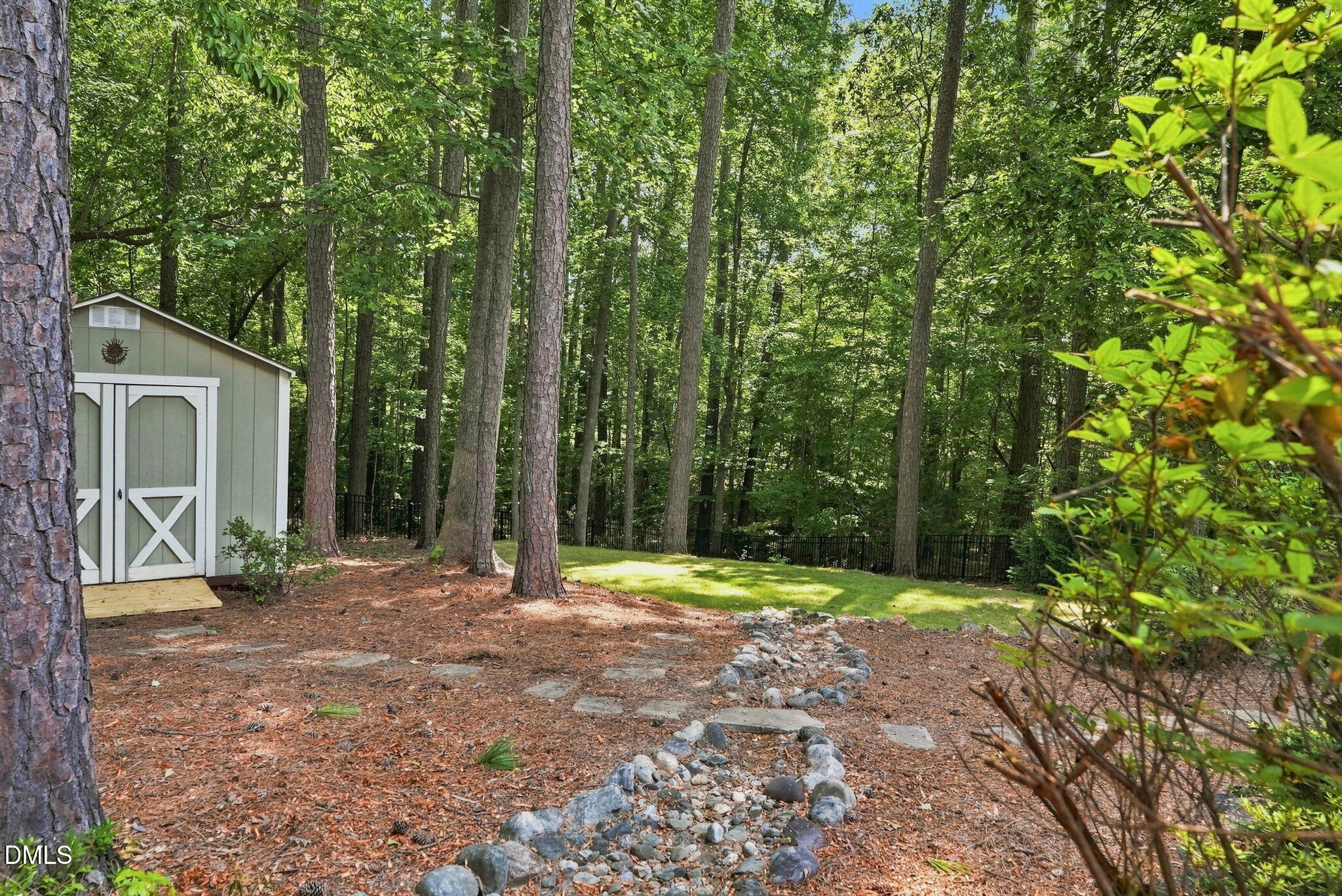 2405 Thurrock Drive Property Photo 68