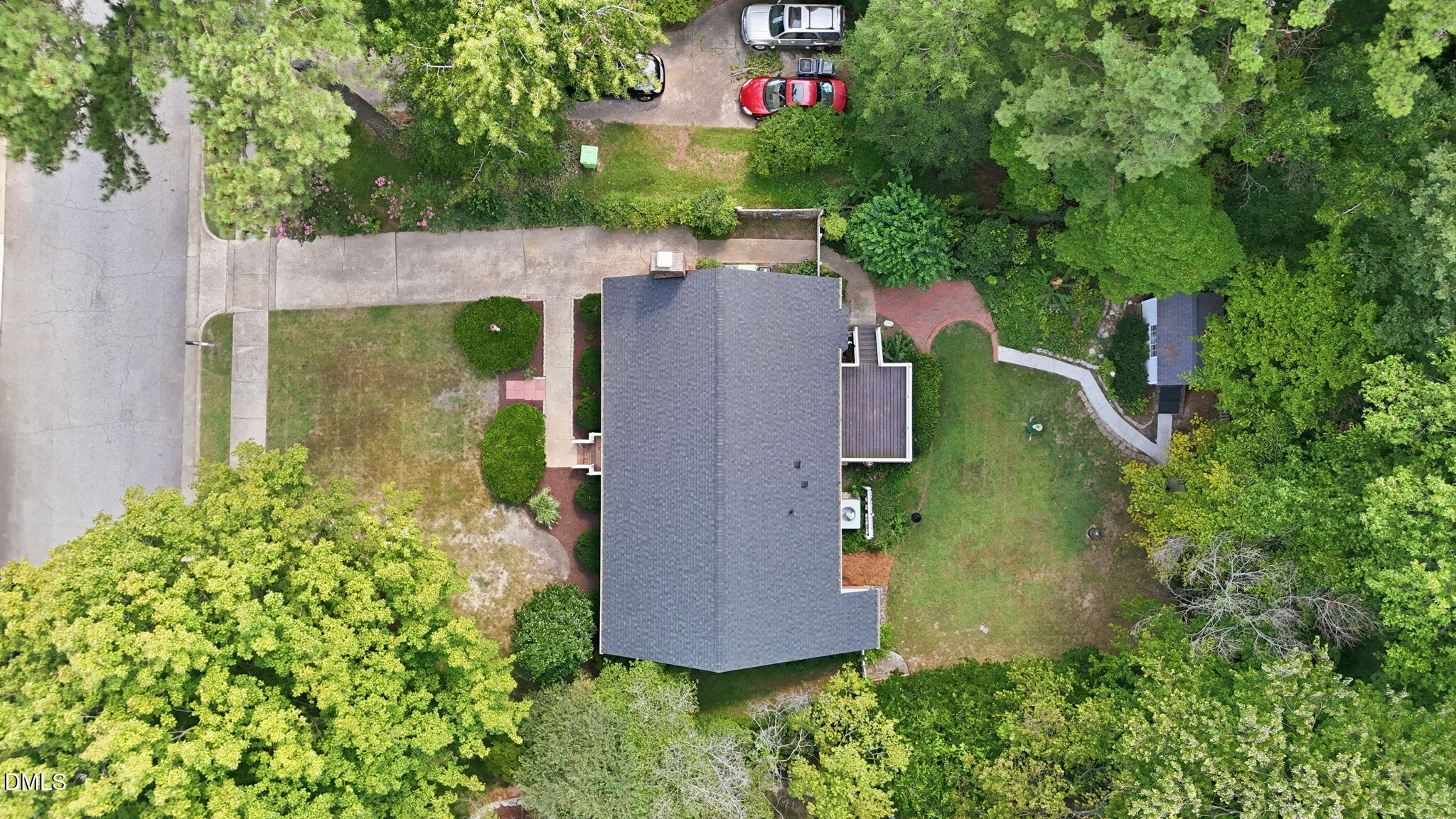 6524 Wynbrook Way Property Photo 3