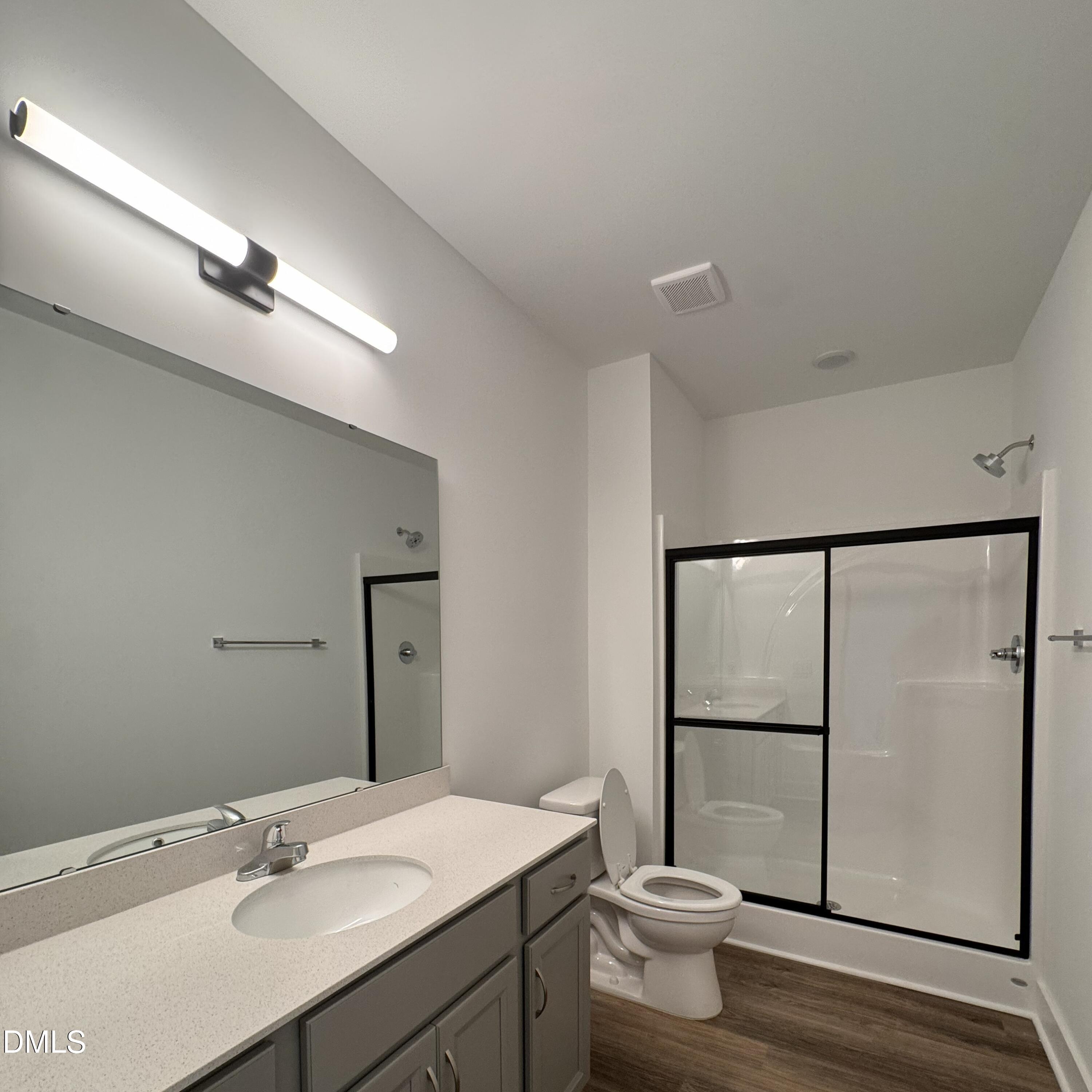 800 Portia Way Property Photo 8